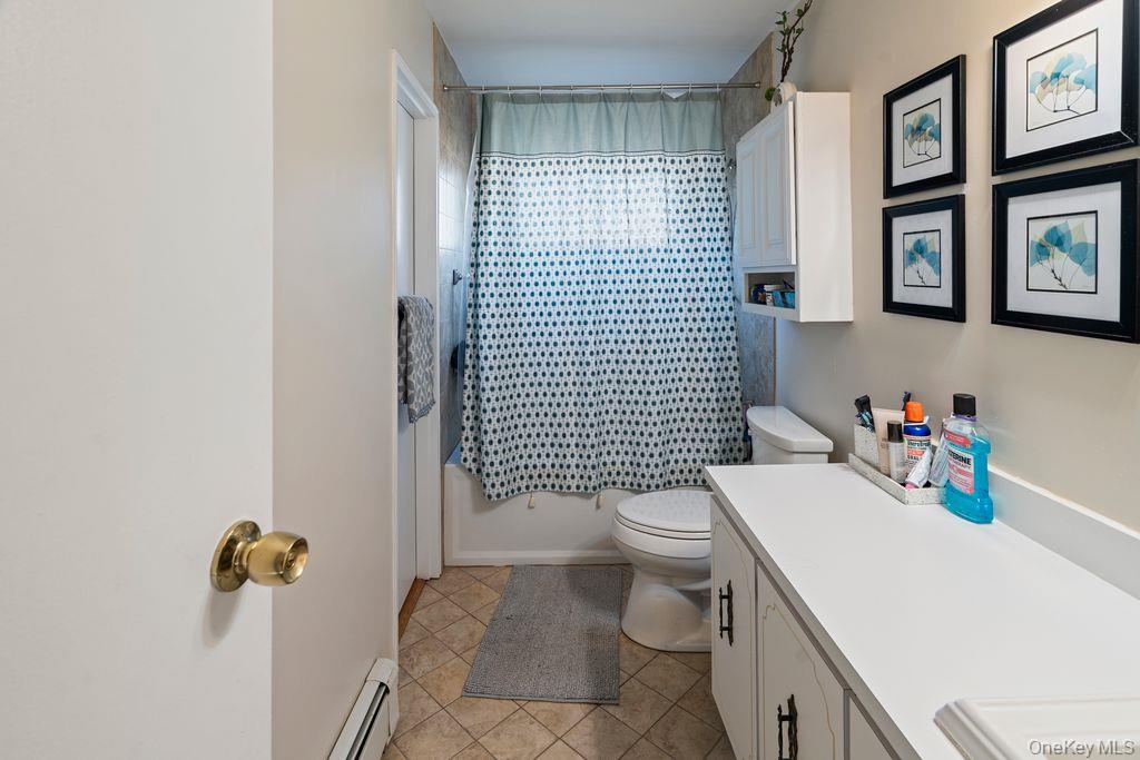 #15 photo, 26 Fran Lane, Selden , NY 11784