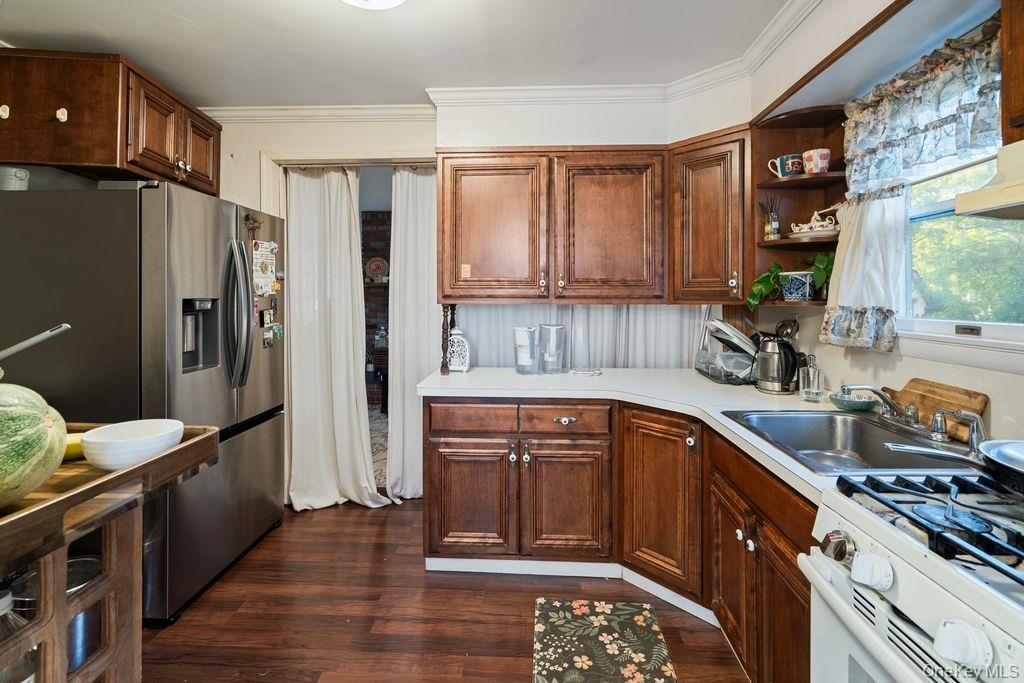 #7 photo, 26 Fran Lane, Selden , NY 11784