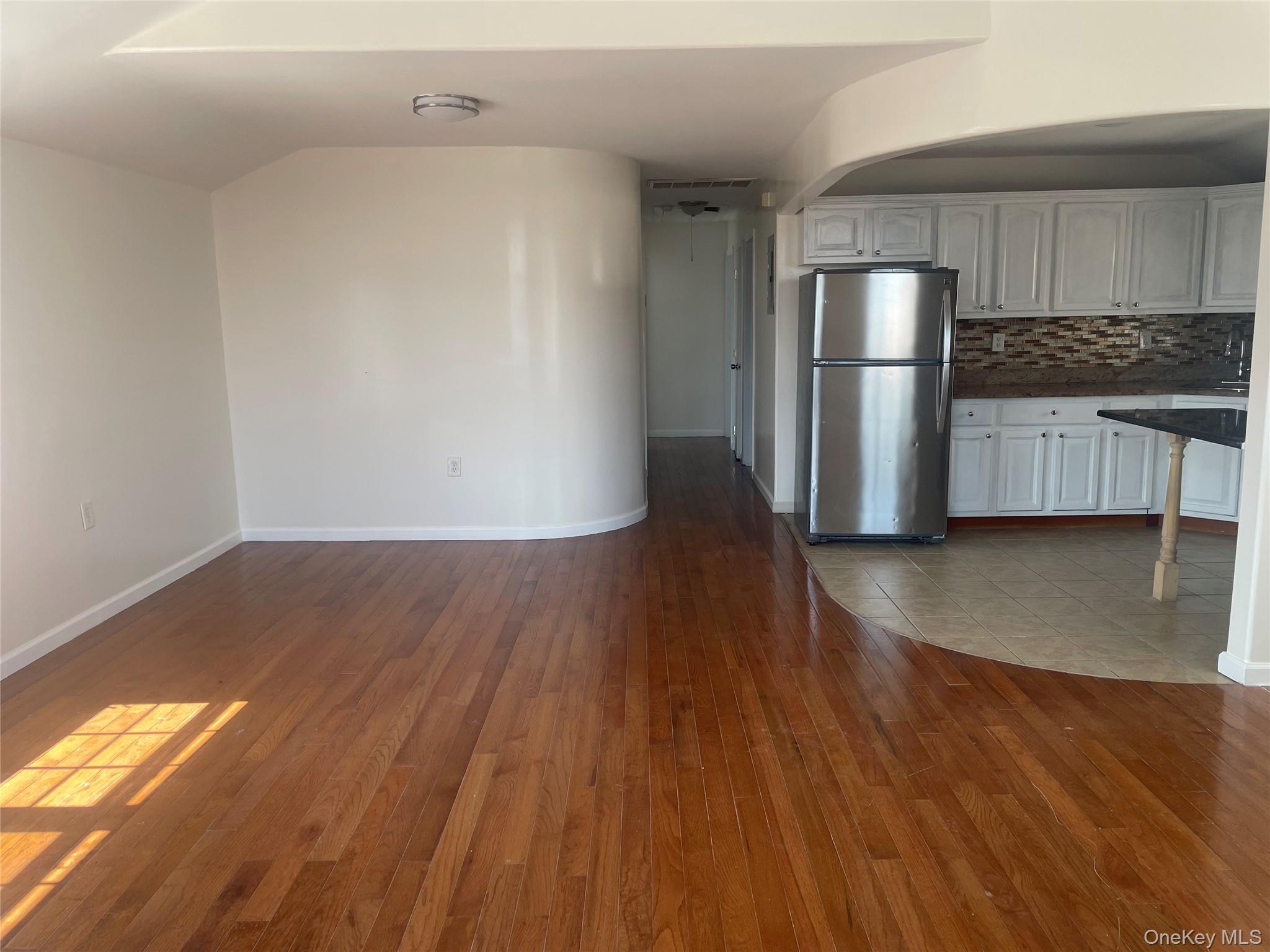 #5 photo, 14950 120th Street, South Ozone Park , NY 11420