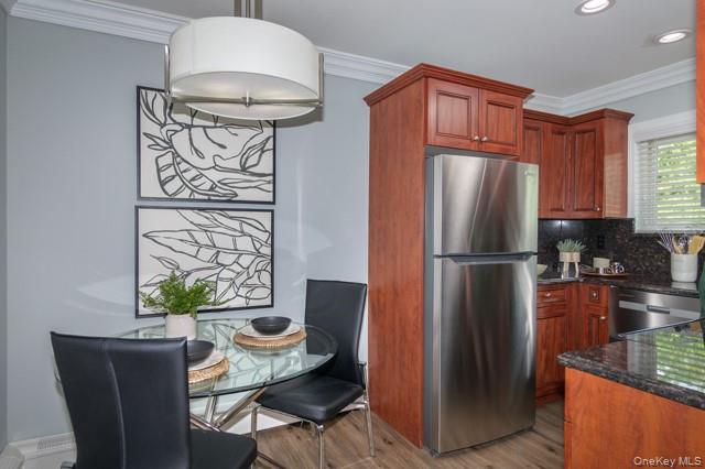 #3 photo, 45 Golden Avenue, サフォーク郡 Deer Park , NY 11729