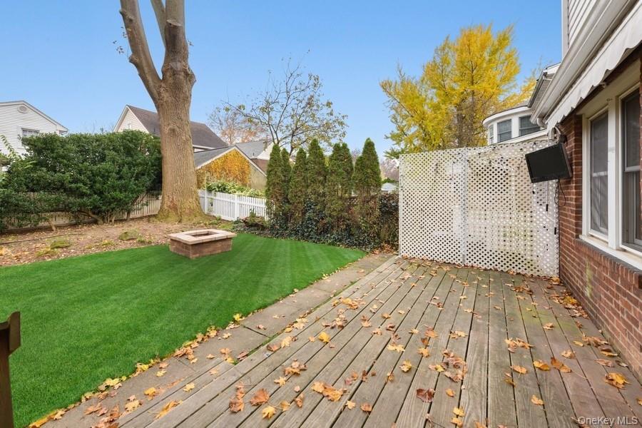 #6 photo, 90 Beverly Avenue, ナッソー郡 Floral Park , NY 11001