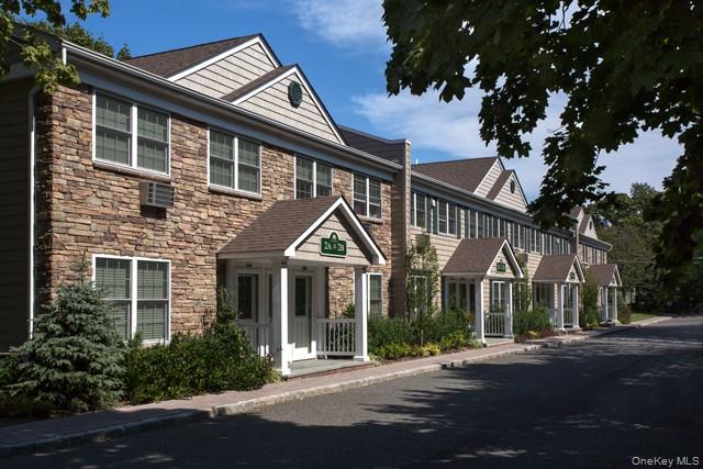 #1 photo, 184 Hallock Road, サフォーク郡 Lake Grove , NY 11755