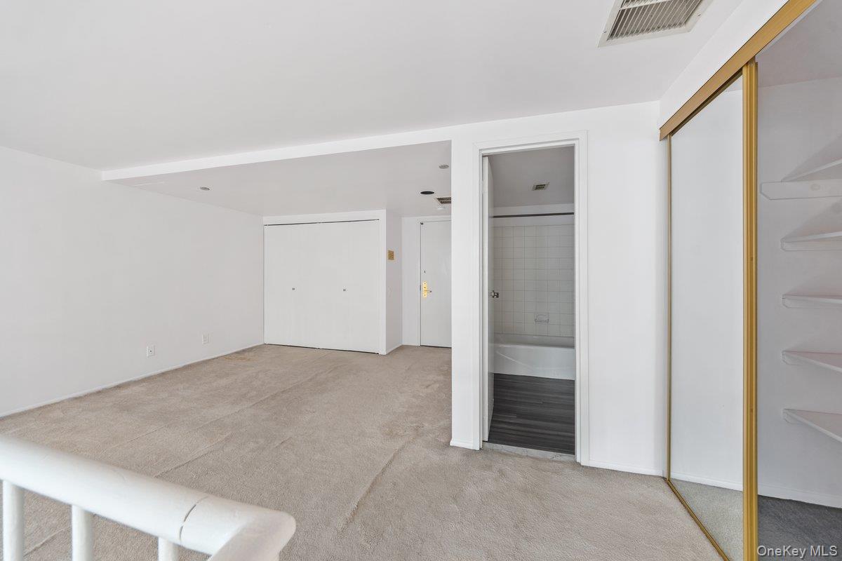 #20 photo, 23 Water Grant Street, Yonkers , NY 10701