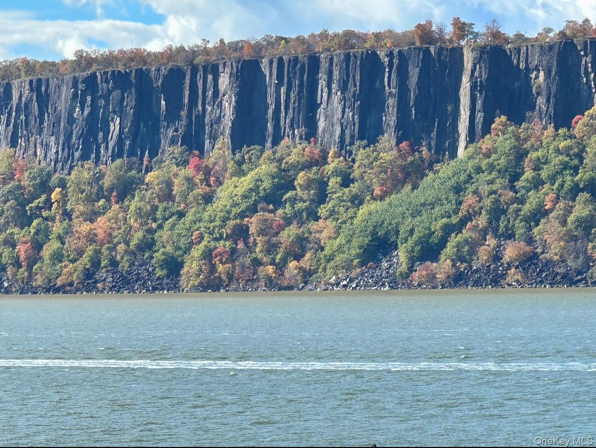 #2 photo, 31 Maple Avenue, Hastings-on-Hudson , NY 10706