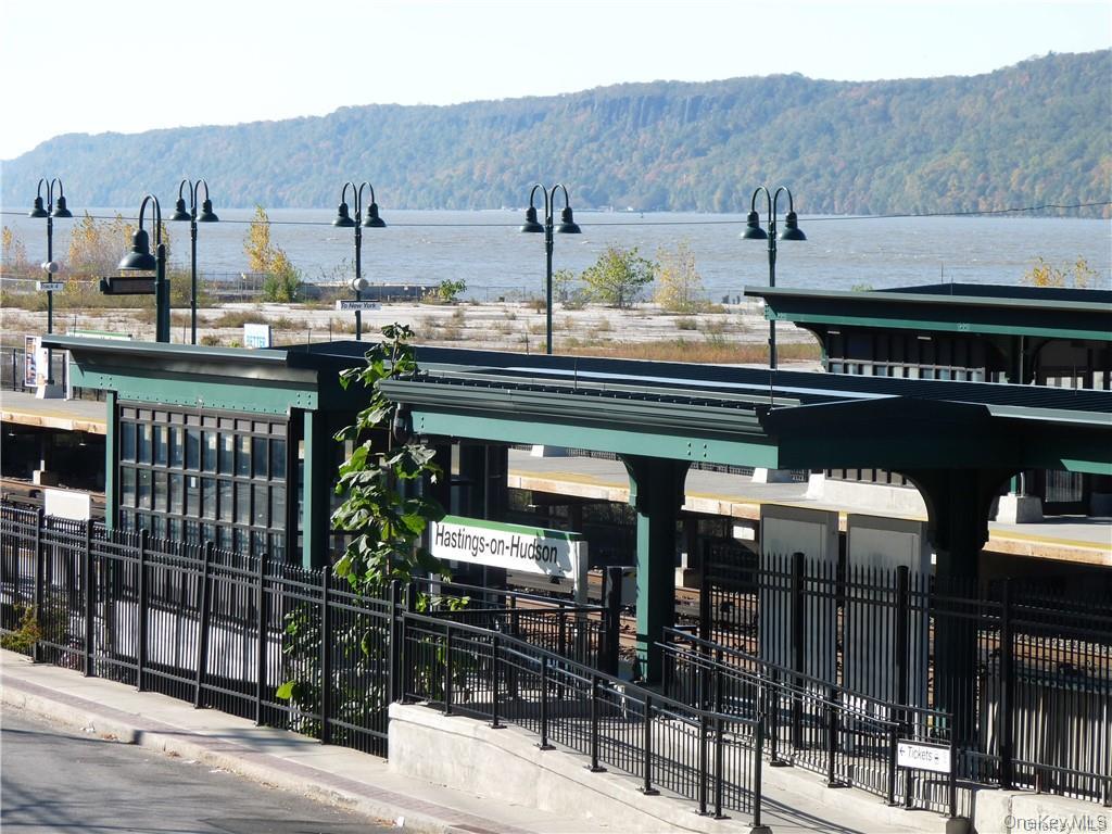 #20 photo, 31 Maple Avenue, Hastings-on-Hudson , NY 10706