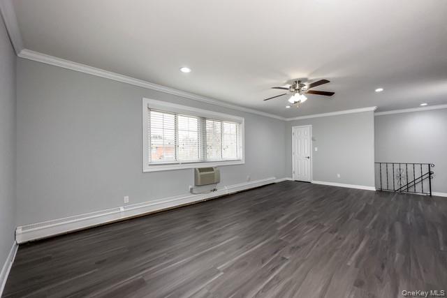 #5 photo, 58 Horseblock Road, サフォーク郡 Centereach , NY 11720