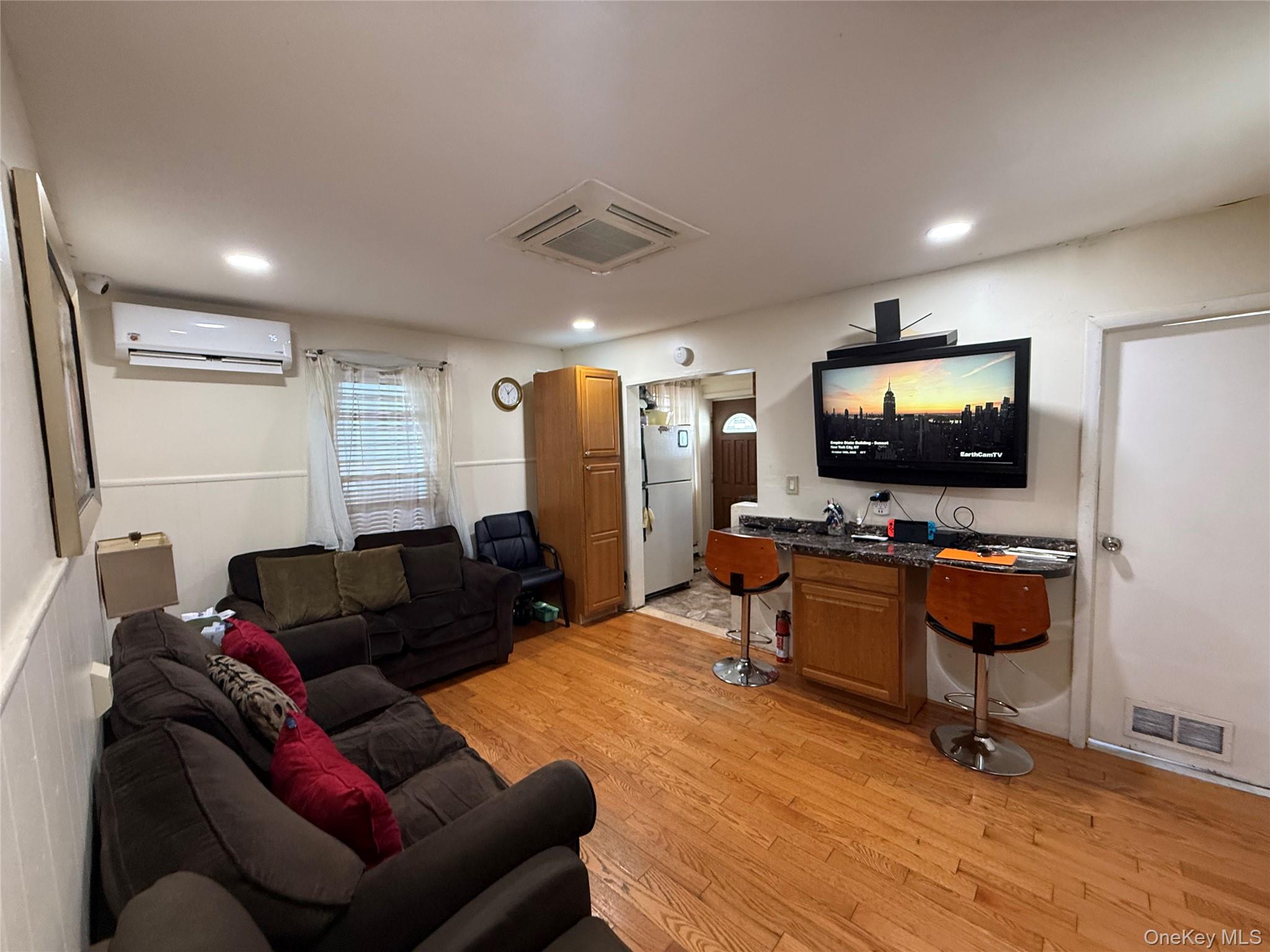 #7 photo, 23027 148th Avenue, Springfield Gardens , NY 11413