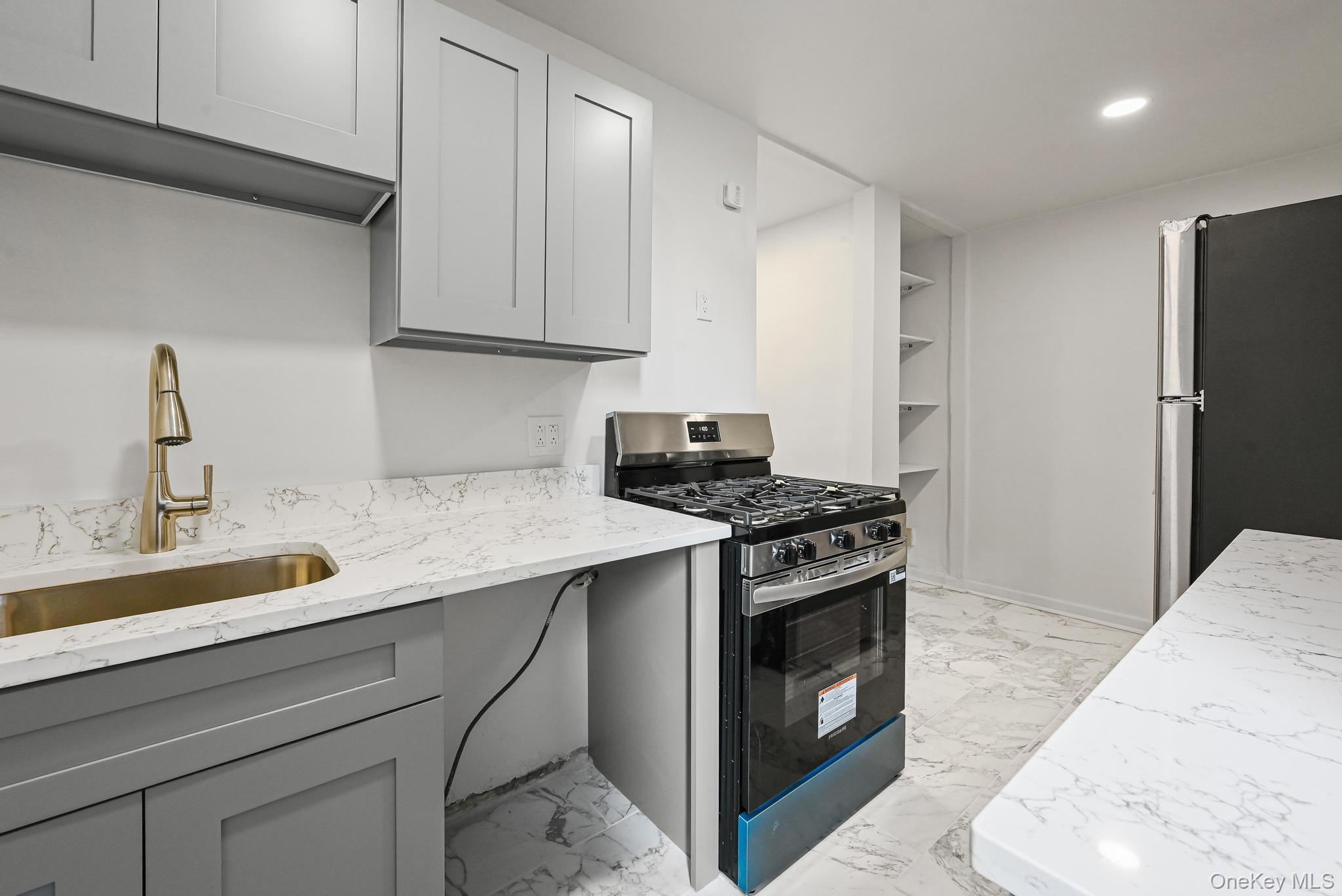 #7 photo, 3751 86th Street, Jackson Heights , NY 11372