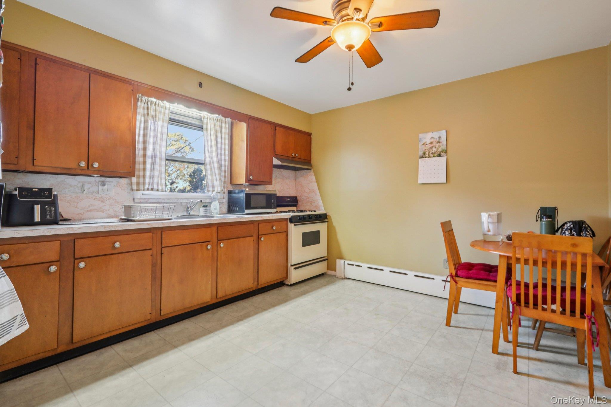 #5 photo, 166 Park Hill Ave Yonkers, Yonkers , NY 10705