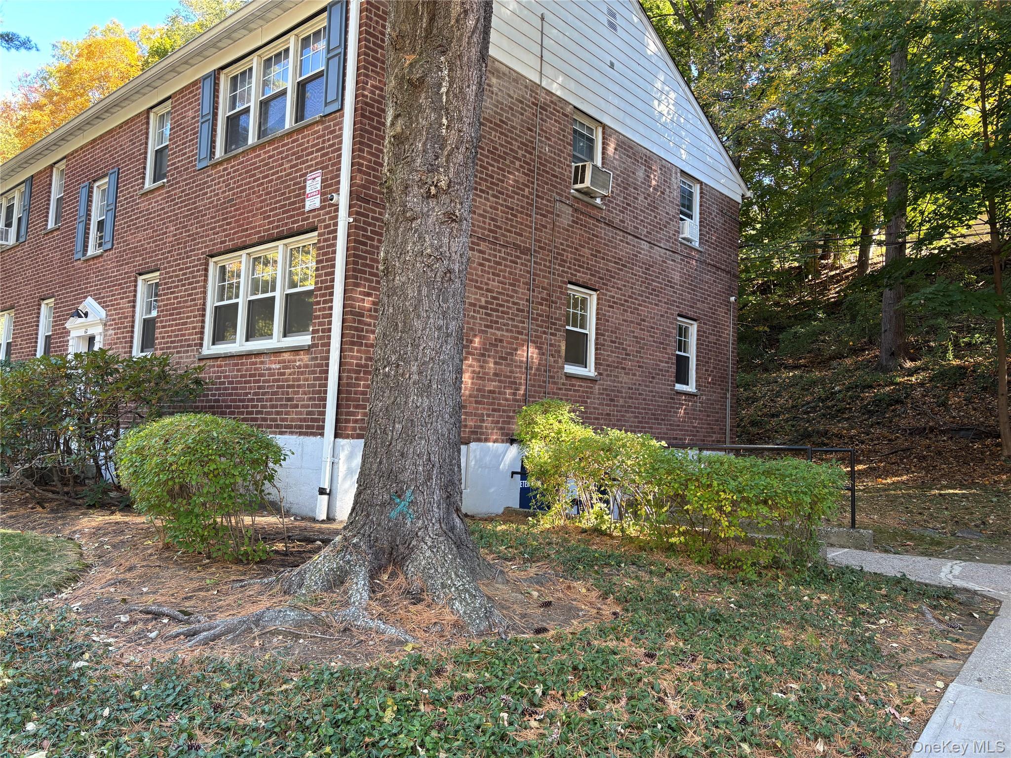 #10 photo, 62 Underhill Avenue, Harrison , NY 10604