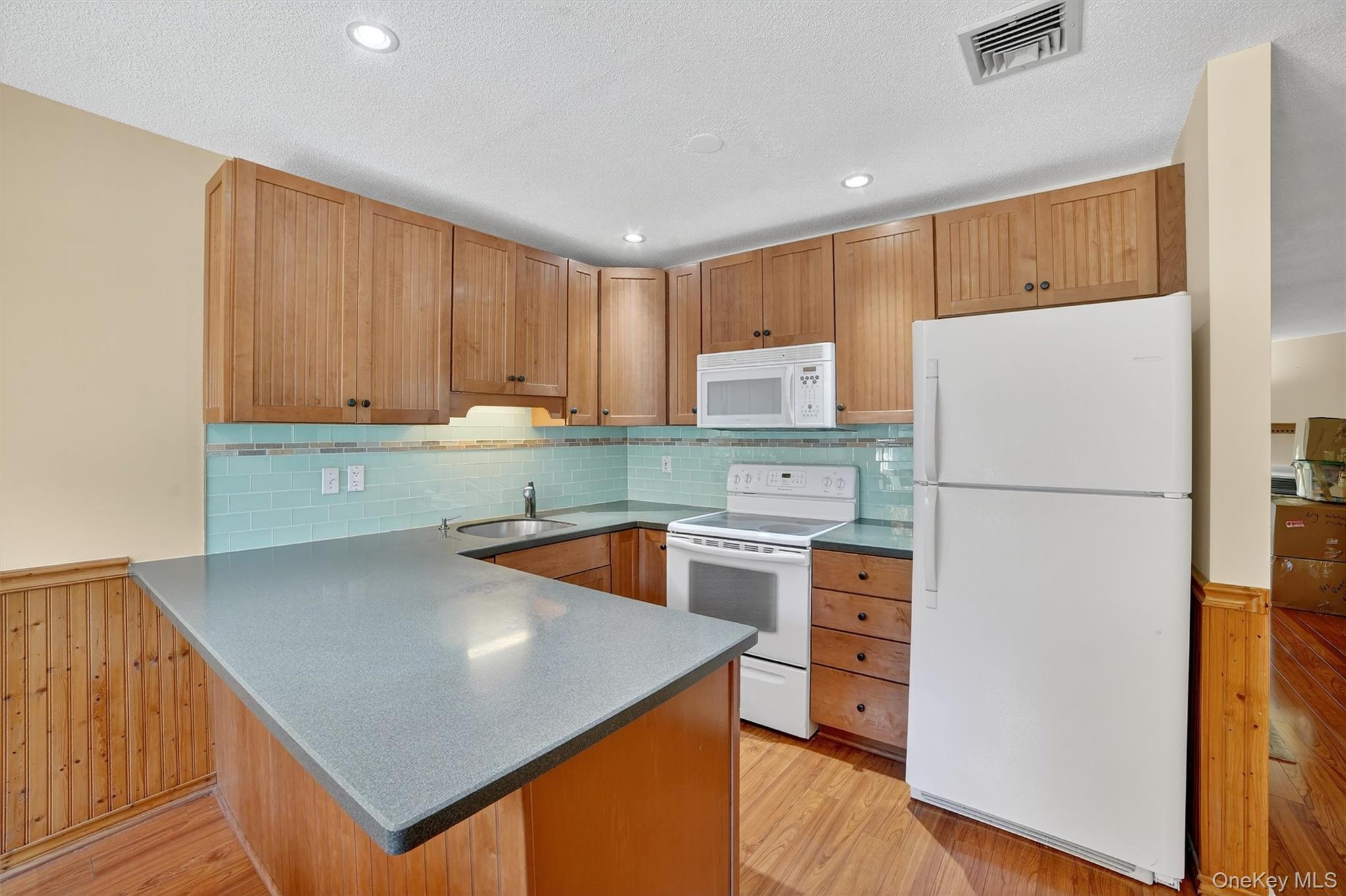 #6 photo, 62 Villa Drive, Peekskill , NY 10566