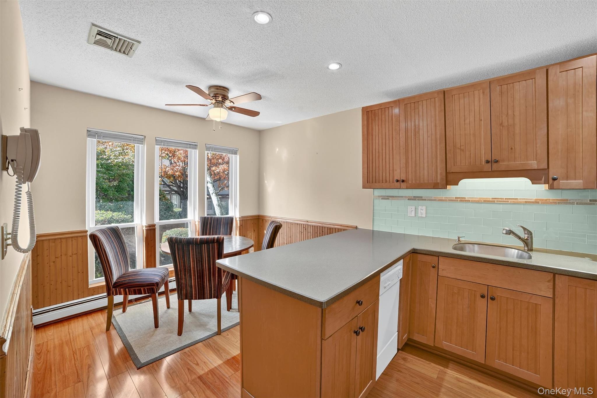 #7 photo, 62 Villa Drive, Peekskill , NY 10566