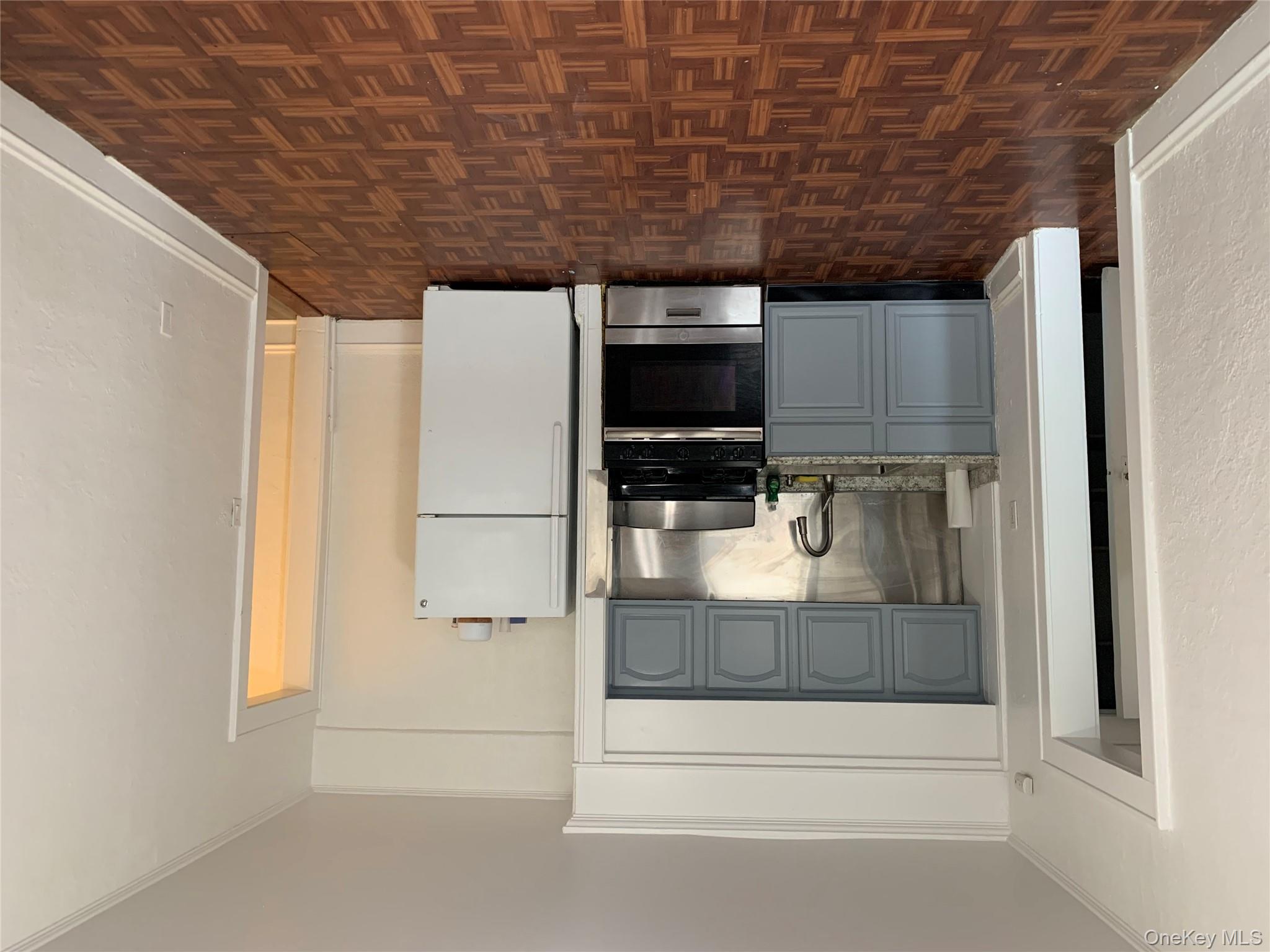 #2 photo, 203 Willis Avenue, ナッソー郡 Mineola , NY 11501