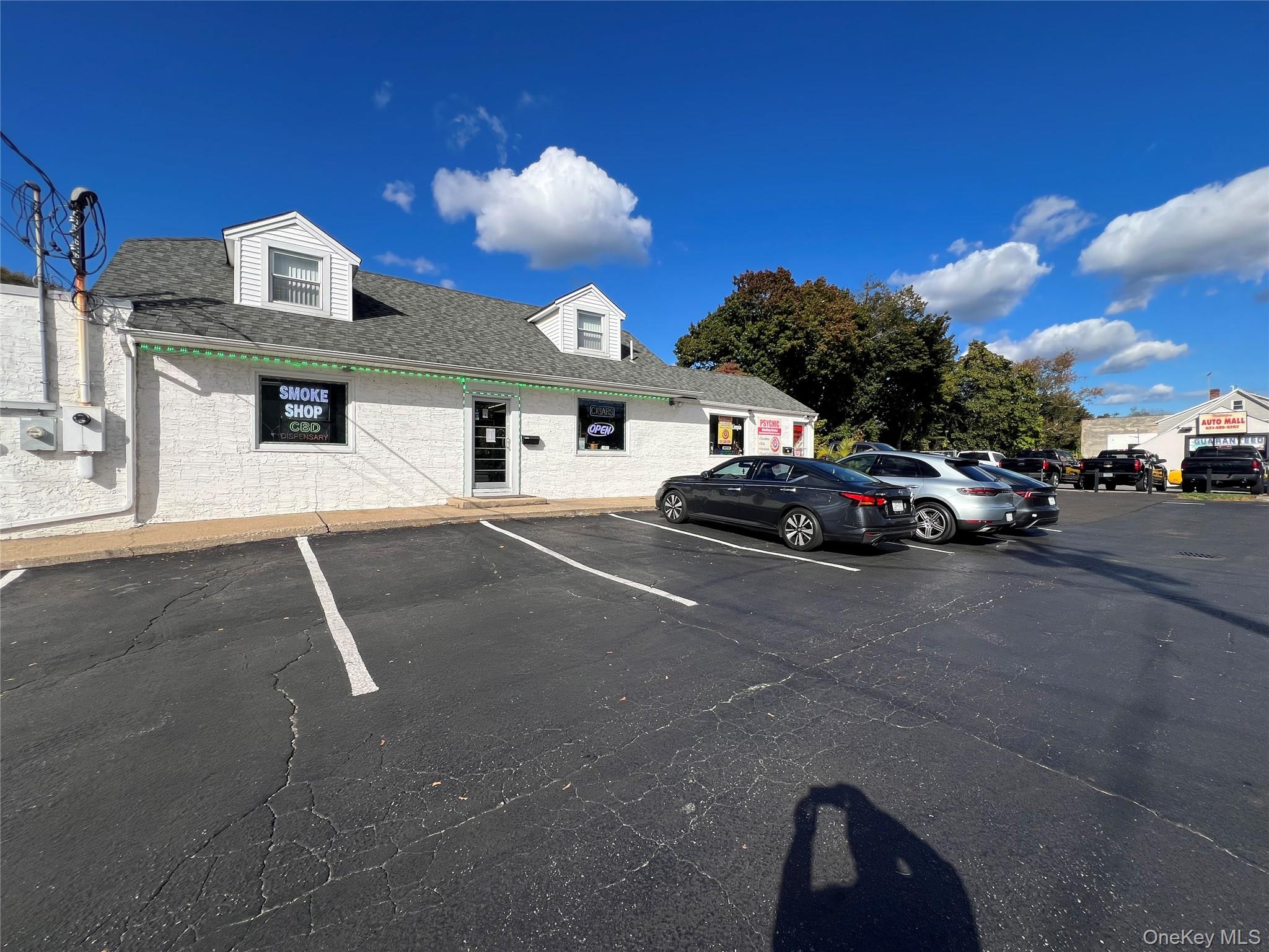 #3 photo, 469a E Jericho Turnpike, サフォーク郡 Huntington Station , NY 11746