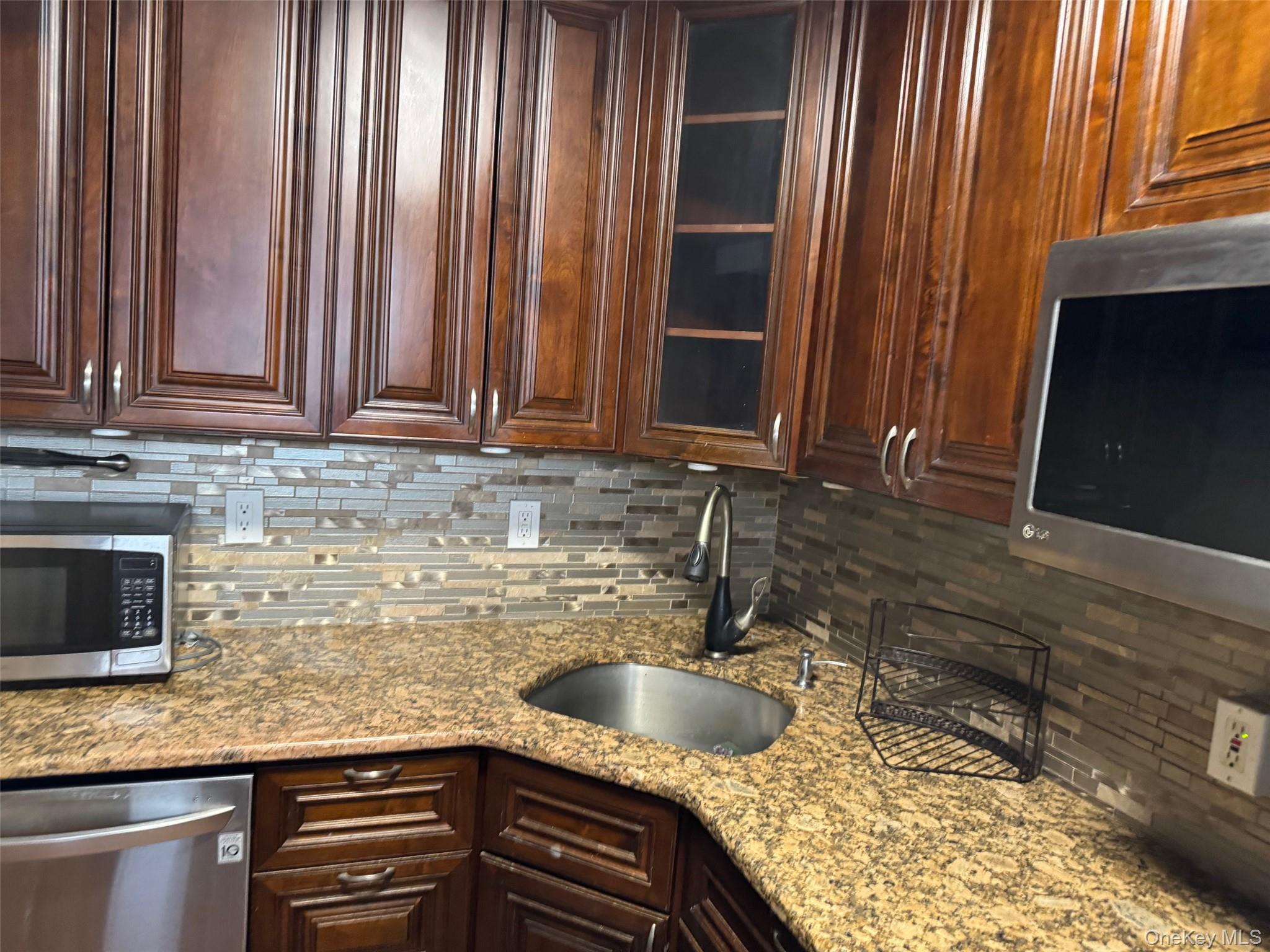 #6 photo, 61-55 98th Street, クイーンズ区 Rego Park , NY 11374