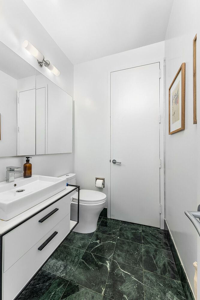 #16 photo, New York City, マンハッタン Lincoln Square , NY 10023