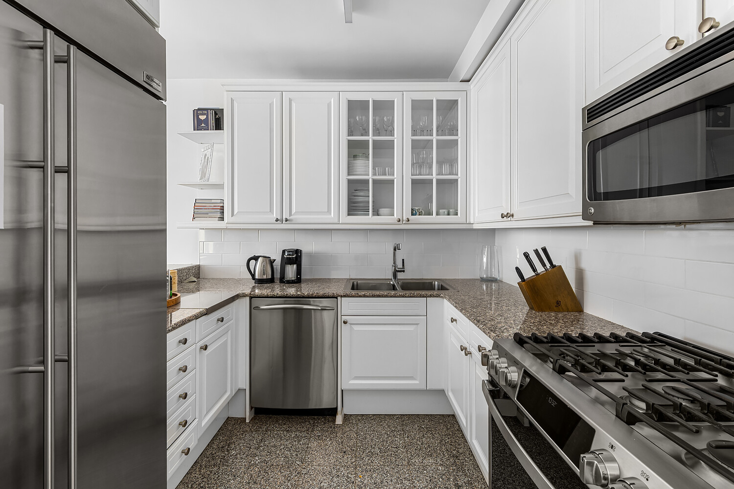 #6 photo, New York City, マンハッタン Lincoln Square , NY 10023