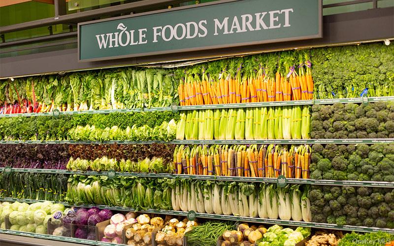 #16 photo, 1 Dekalb Avenue, White Plains , NY 10605