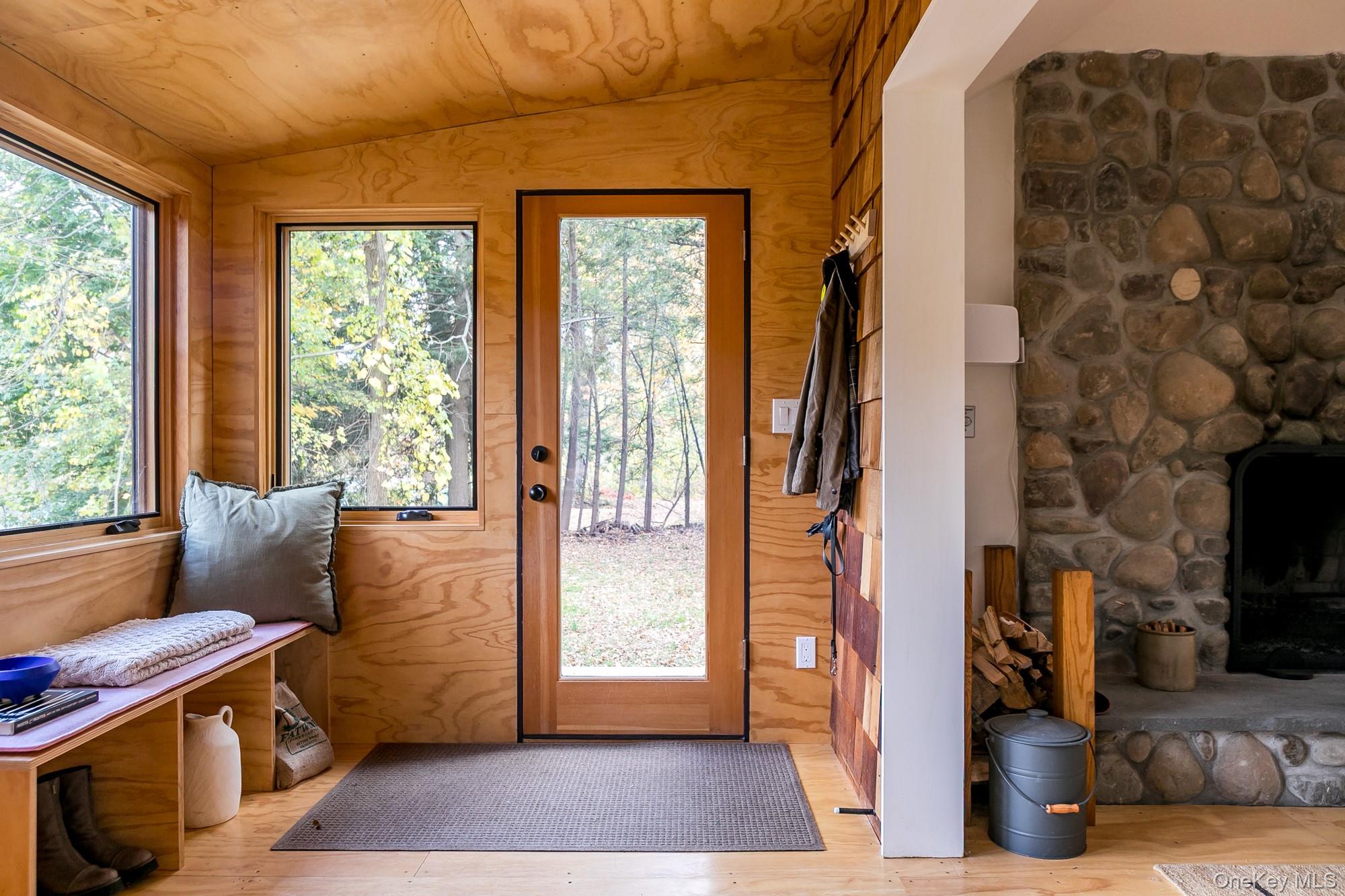 #6 photo, 146 Glenerie Boulevard, Saugerties , NY 12477