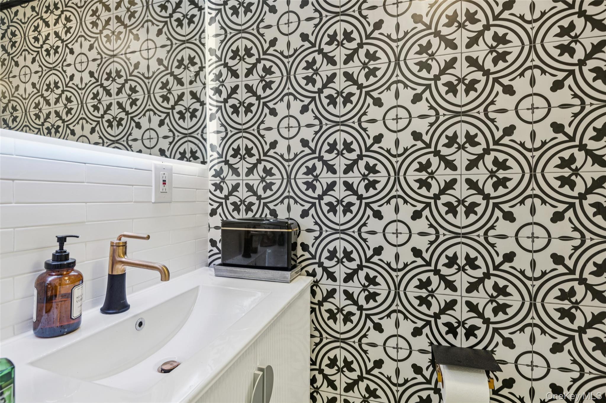 #11 photo, 5 Valley Lane, ナッソー郡 North Woodmere , NY 11581