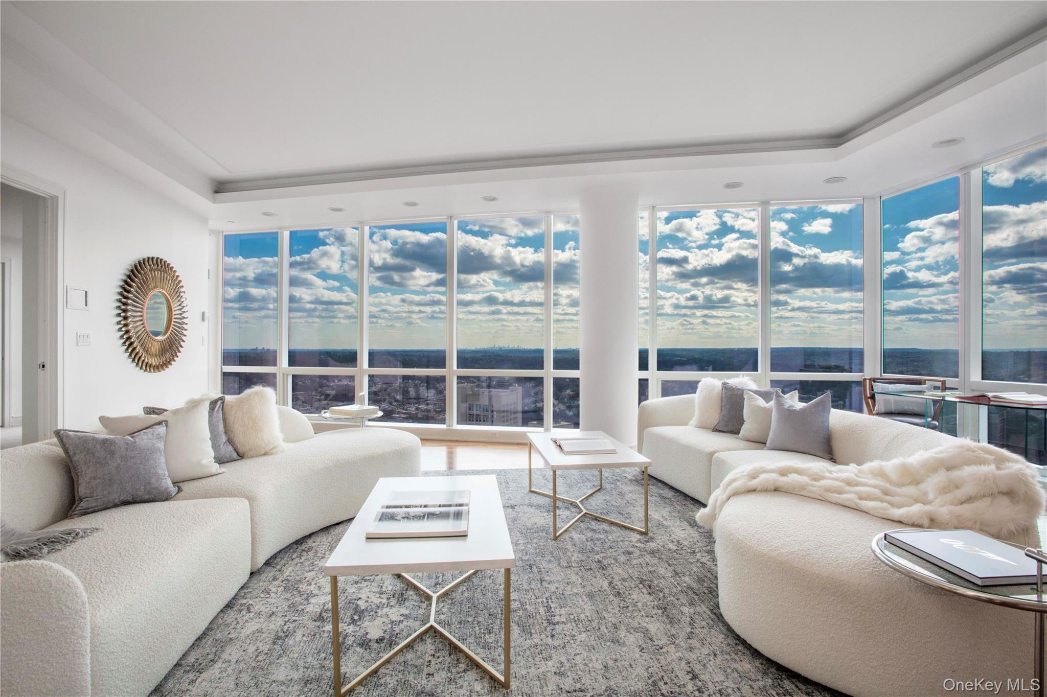 #4 photo, 1 Renaissance Square, White Plains , NY 10601