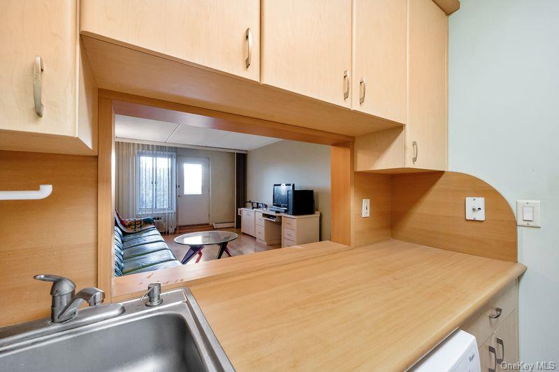 #10 photo, 135 Post Avenue, ナッソー郡 Westbury , NY 11590