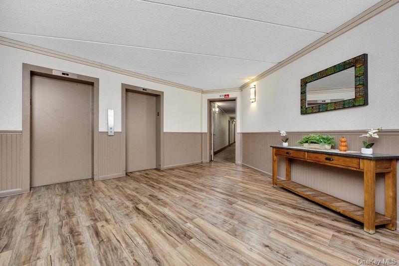 #18 photo, 135 Post Avenue, ナッソー郡 Westbury , NY 11590