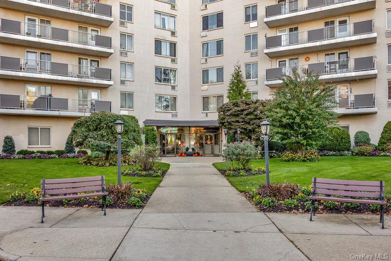 #3 photo, 135 Post Avenue, ナッソー郡 Westbury , NY 11590