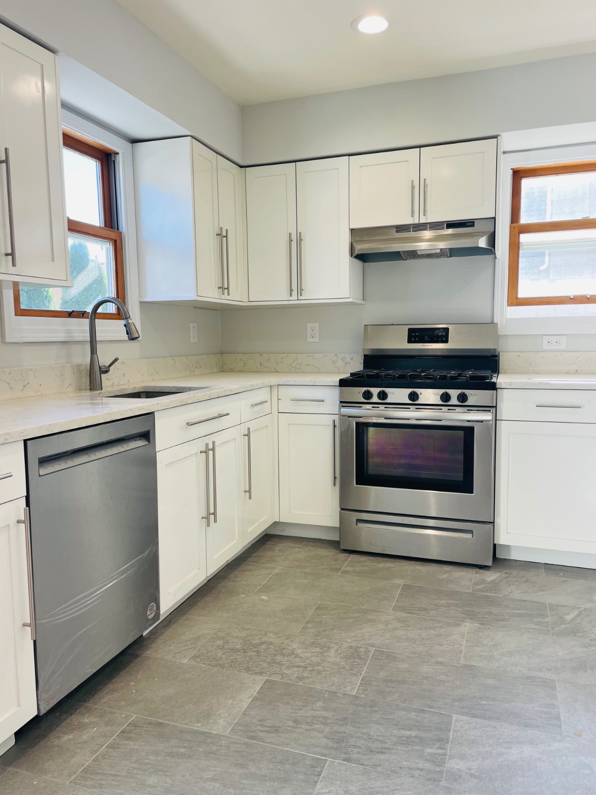 #5 photo, 16  Oldwood rd, #B, ナッソー郡 Port Washington , NY 11050