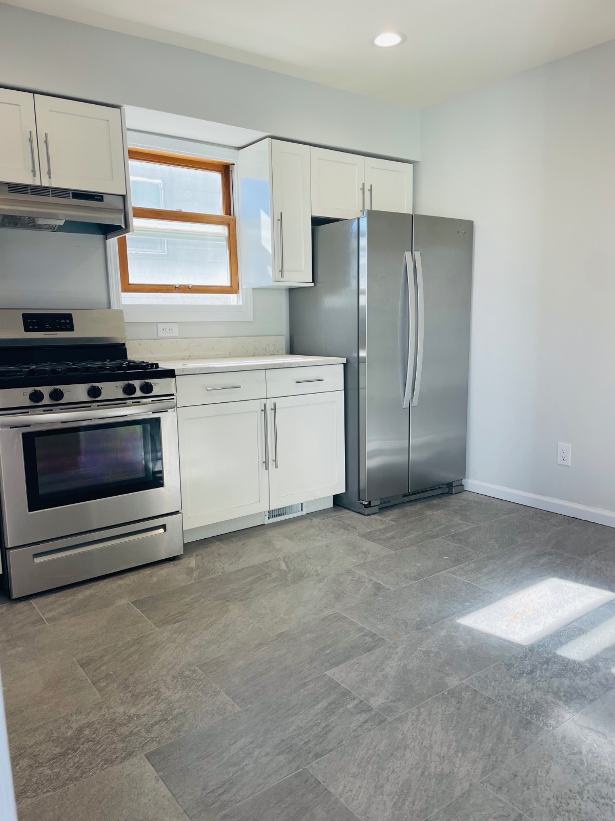 #6 photo, 16  Oldwood rd, #B, ナッソー郡 Port Washington , NY 11050