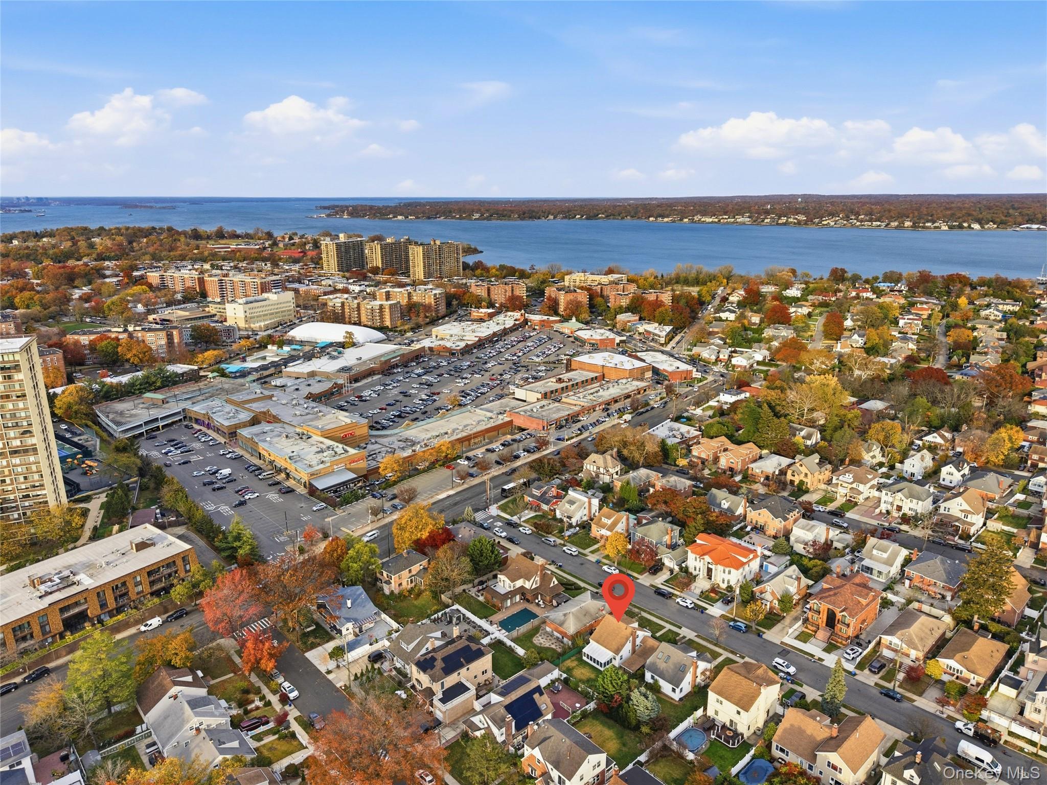 #6 photo, 26-24 211 Street, קווינס Bayside , NY 11360