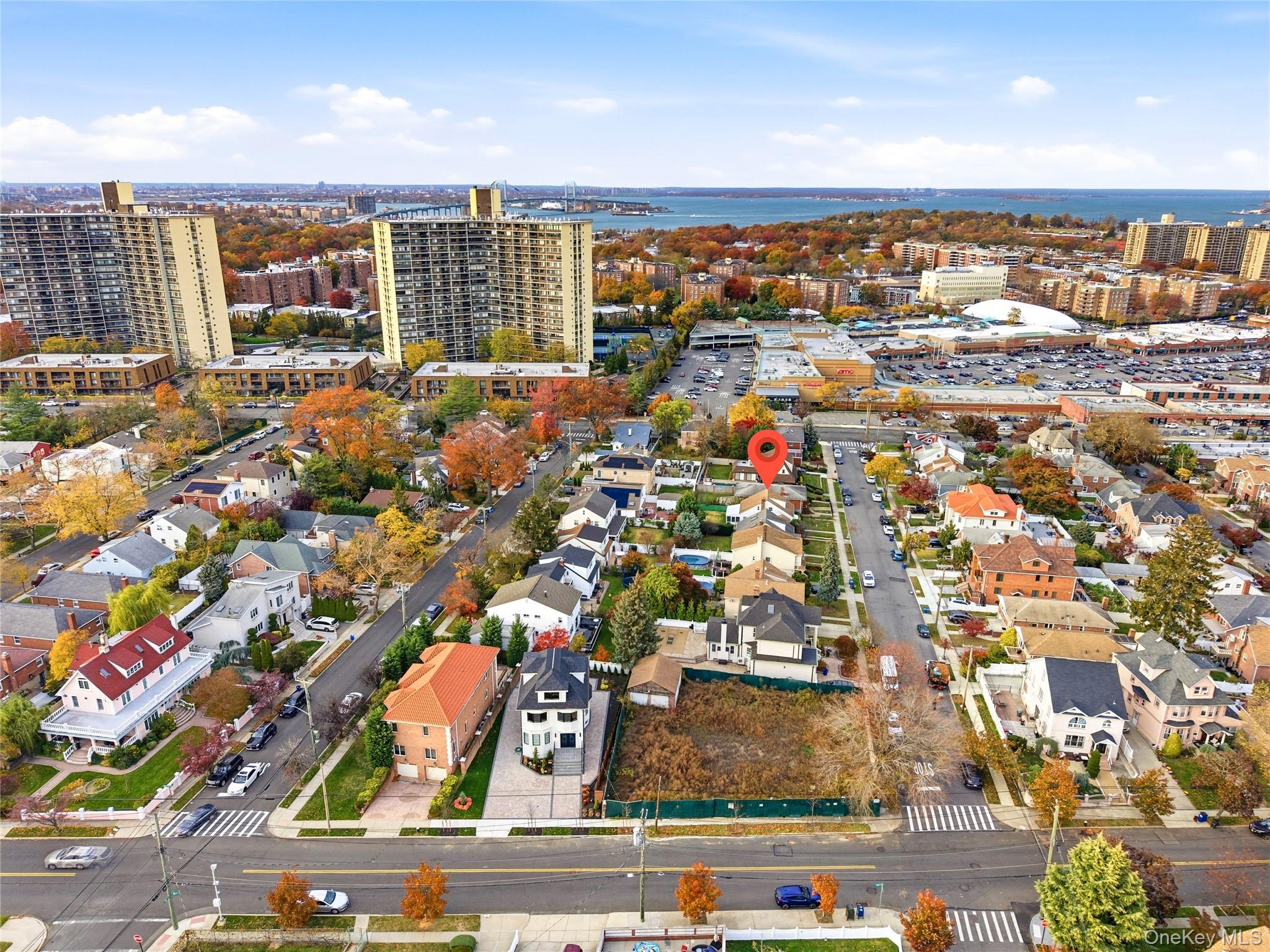 #9 photo, 26-24 211 Street, קווינס Bayside , NY 11360