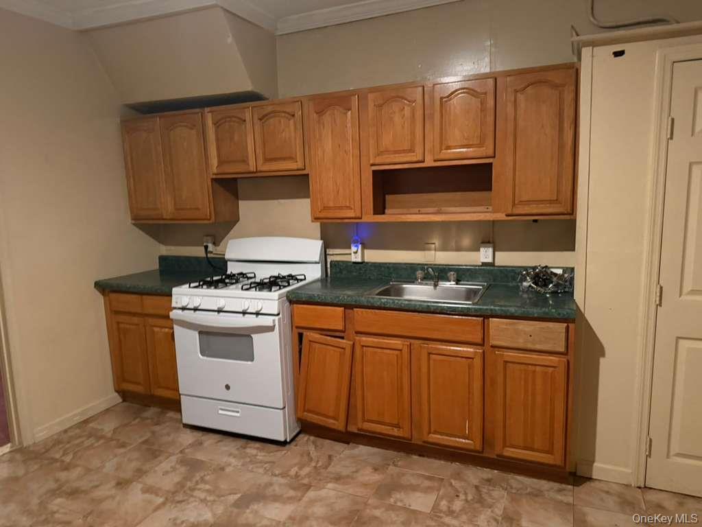 #12 photo, 12 Broadway, Woodridge , NY 12789