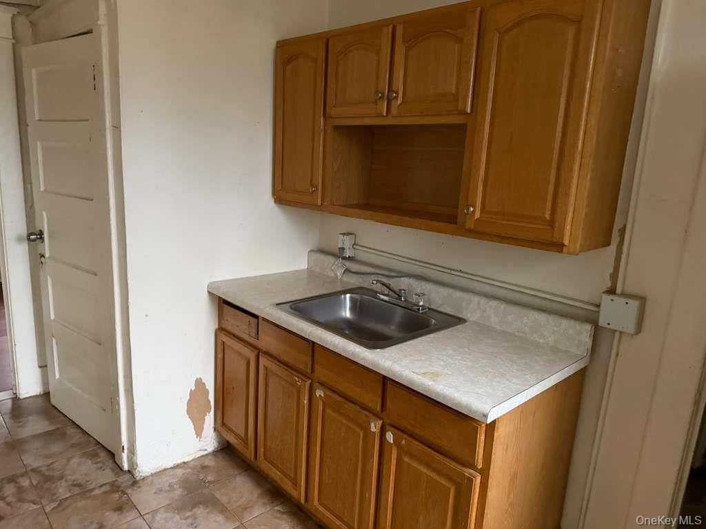 #9 photo, 12 Broadway, Woodridge , NY 12789