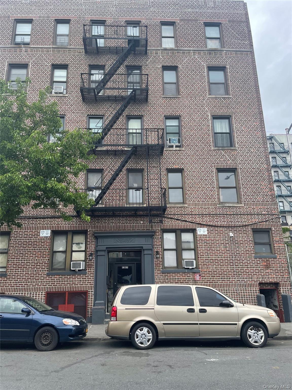 #1 photo, 1383 Plimpton Avenue, Bronx , NY 10452