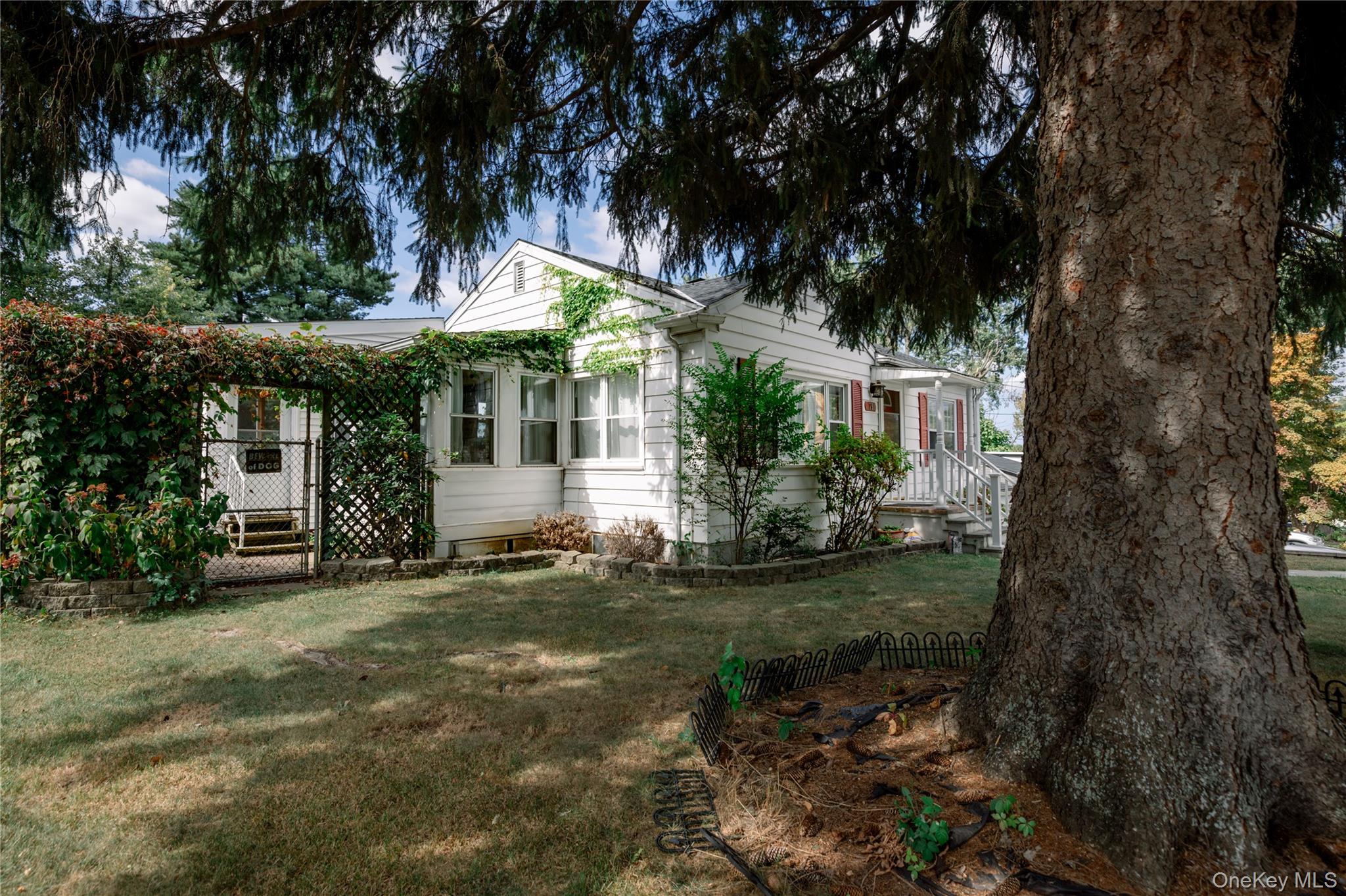 #4 photo, 15 E Dogwood Drive, Poughkeepsie , NY 12601