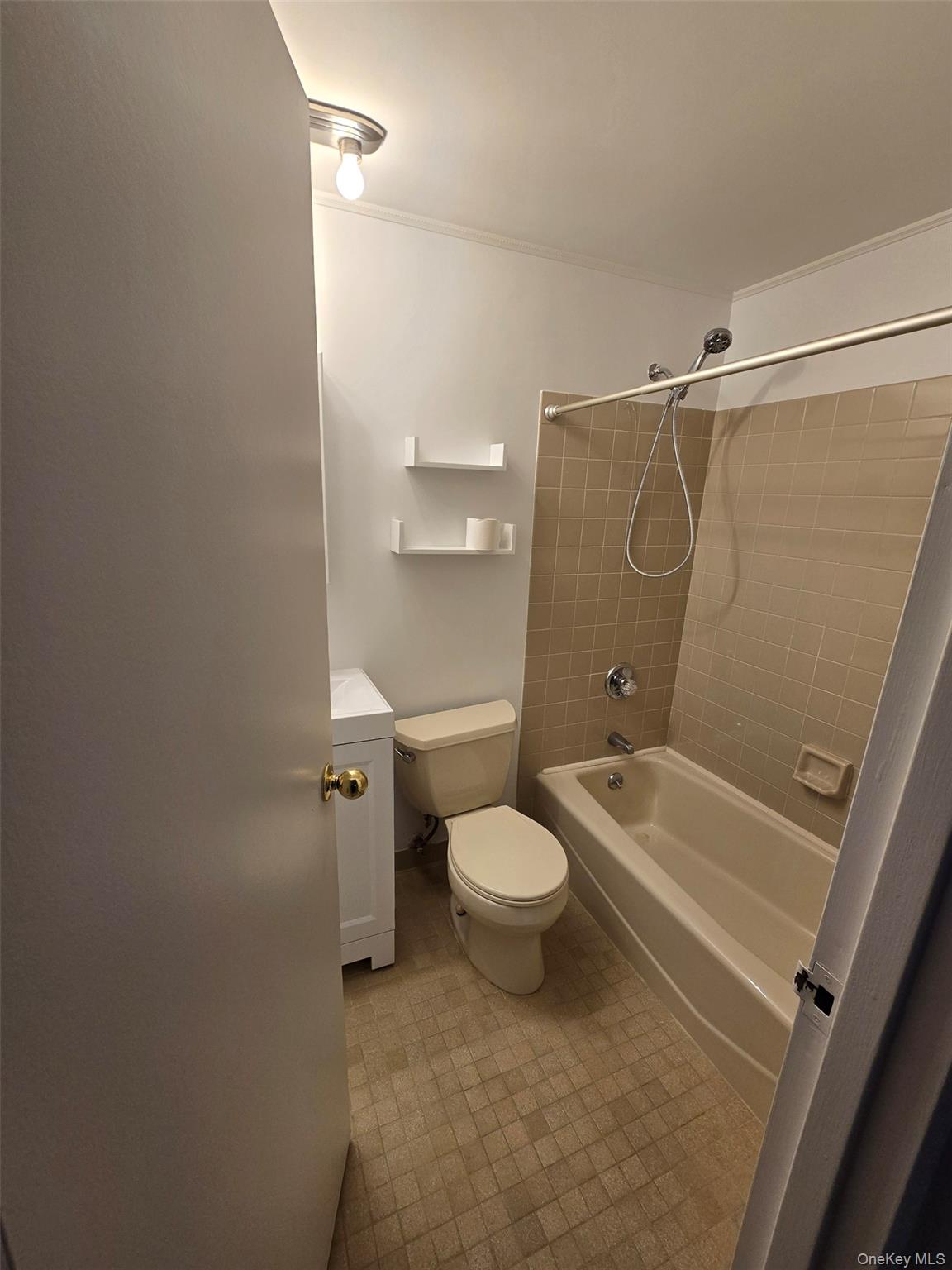 #16 photo, 50 Columbus Avenue, Tuckahoe , NY 10707