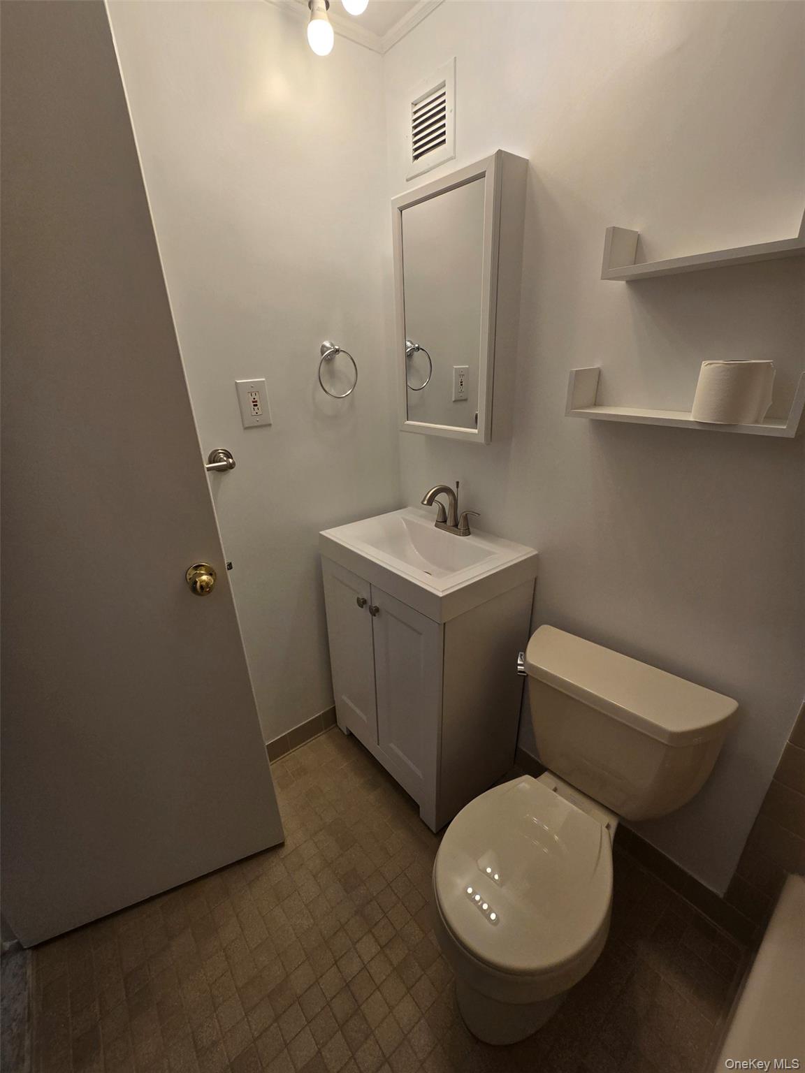 #17 photo, 50 Columbus Avenue, Tuckahoe , NY 10707