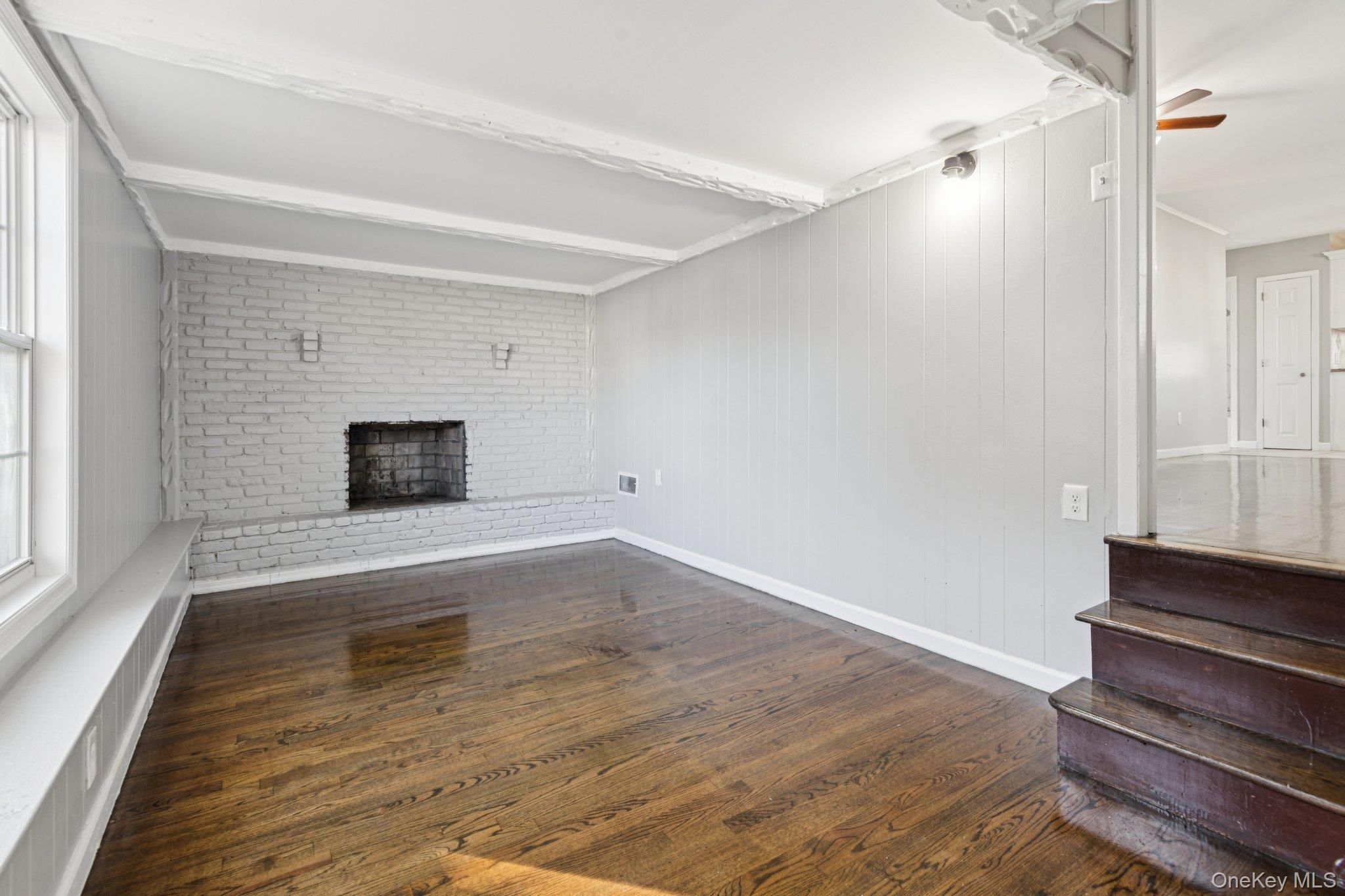 #8 photo, 70 Heyward Street, サフォーク郡 Brentwood , NY 11717