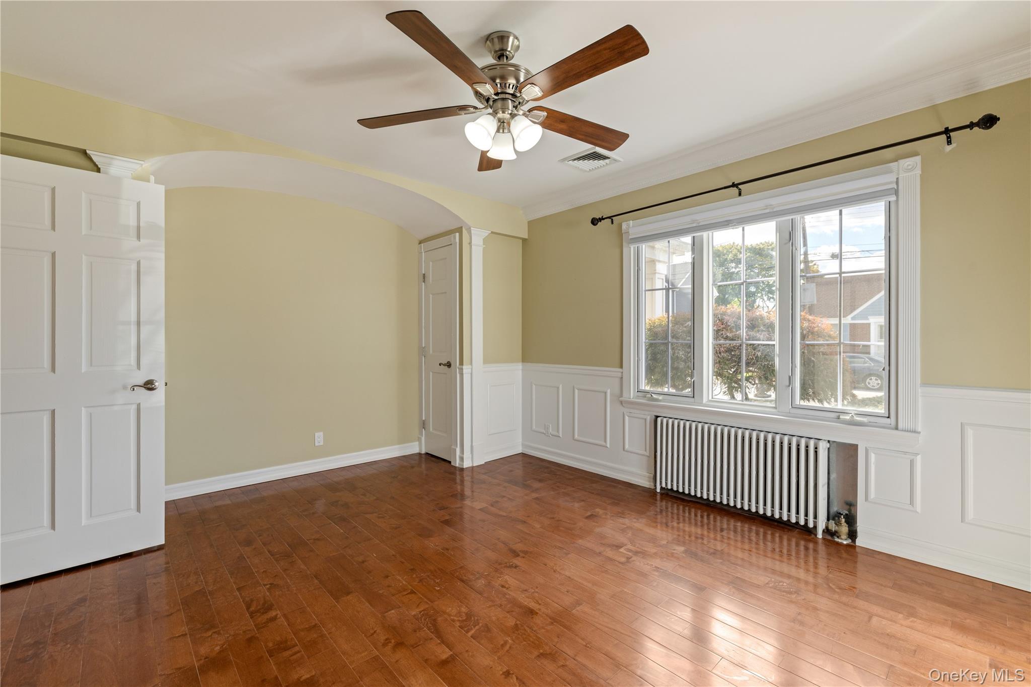 #12 photo, 17 Cedar Drive, ナッソー郡 Farmingdale , NY 11735