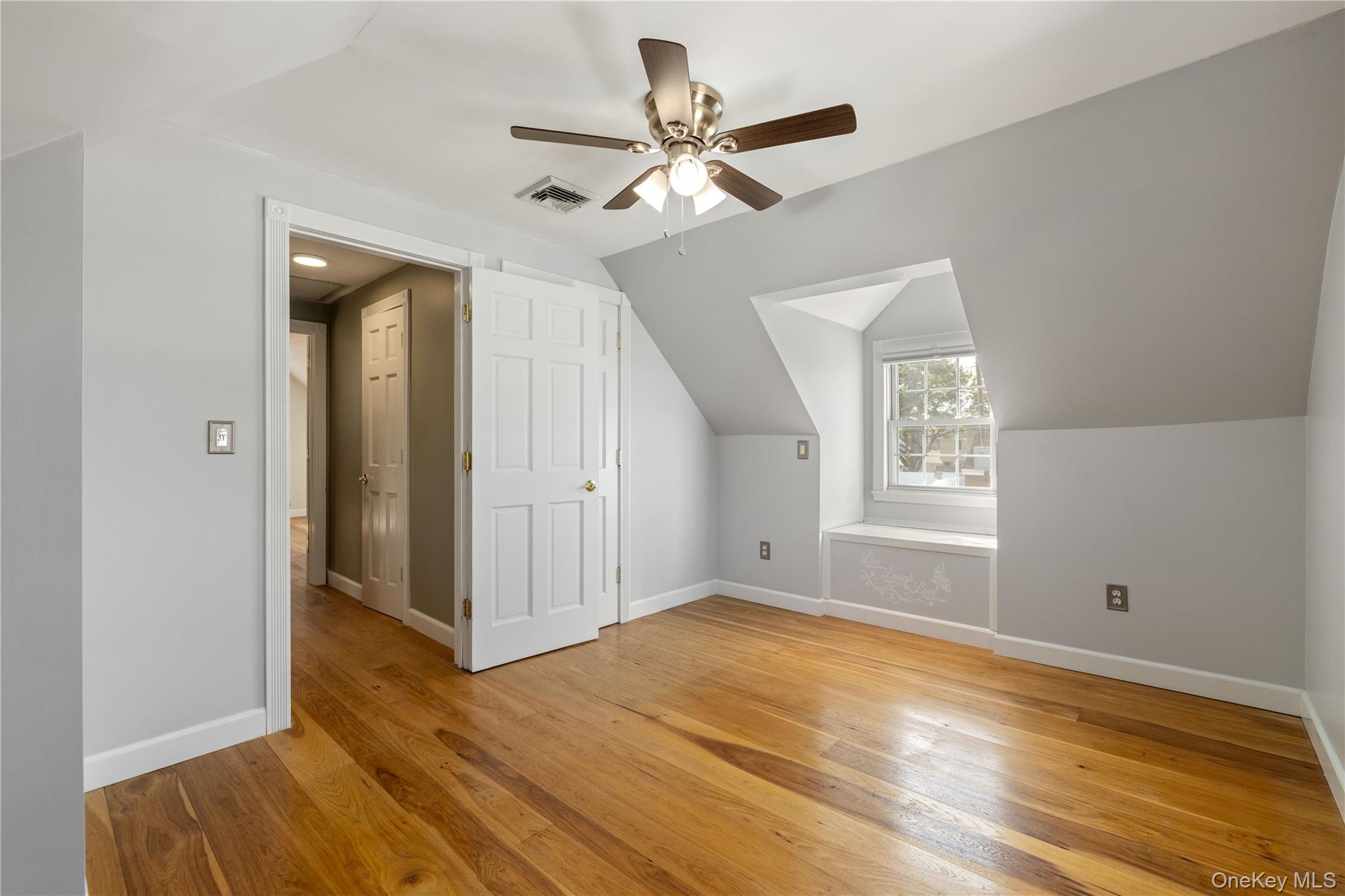 #16 photo, 17 Cedar Drive, ナッソー郡 Farmingdale , NY 11735