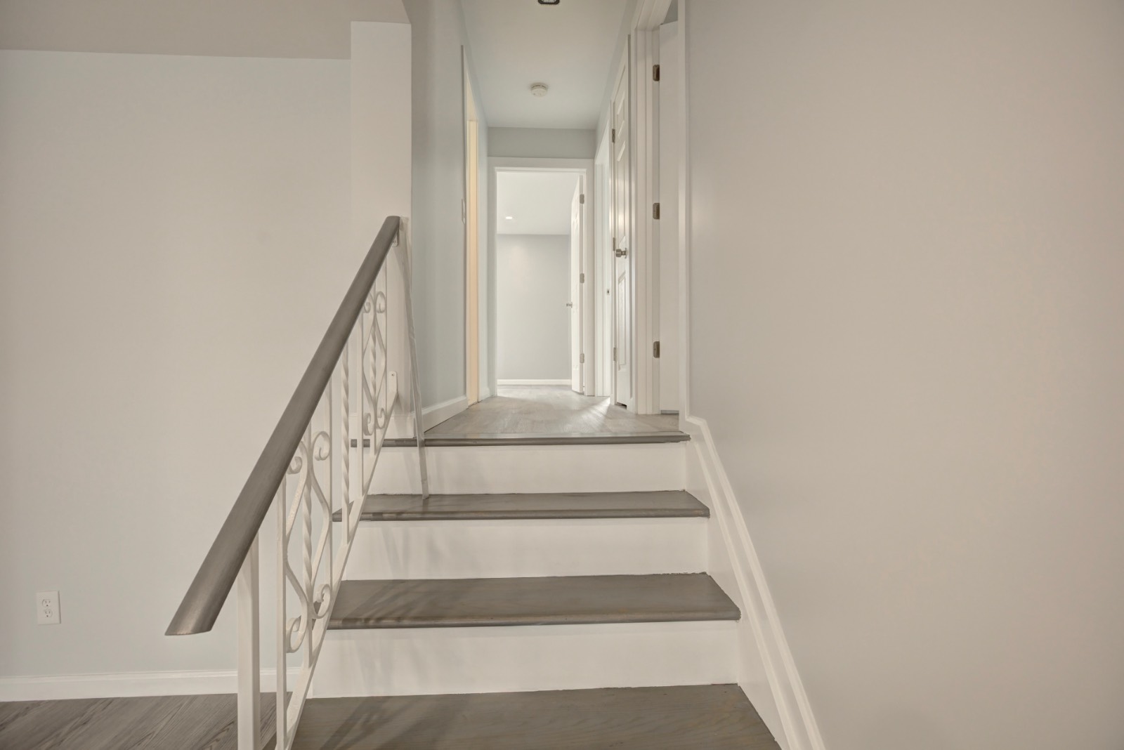 #7 photo, 450 Jefferson Ave, #2nd Fl, スタテンアイランド Staten Island , NY 10306