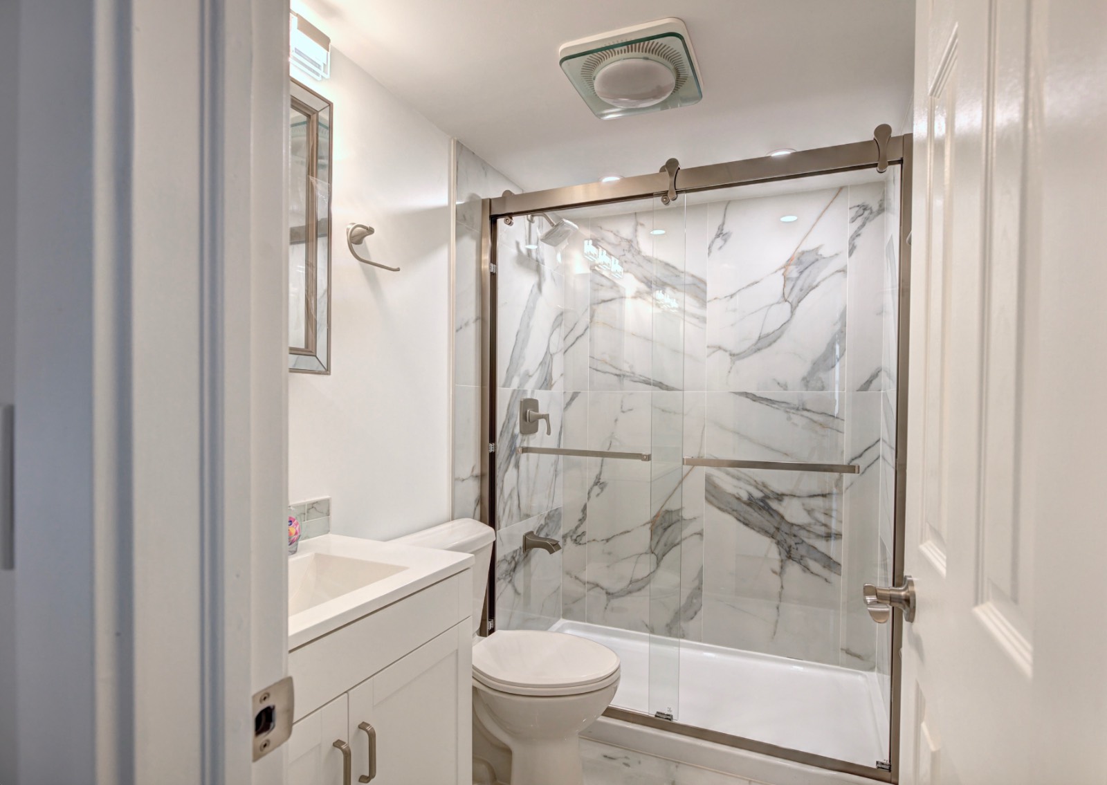 #8 photo, 450 Jefferson Ave, #2nd Fl, スタテンアイランド Staten Island , NY 10306