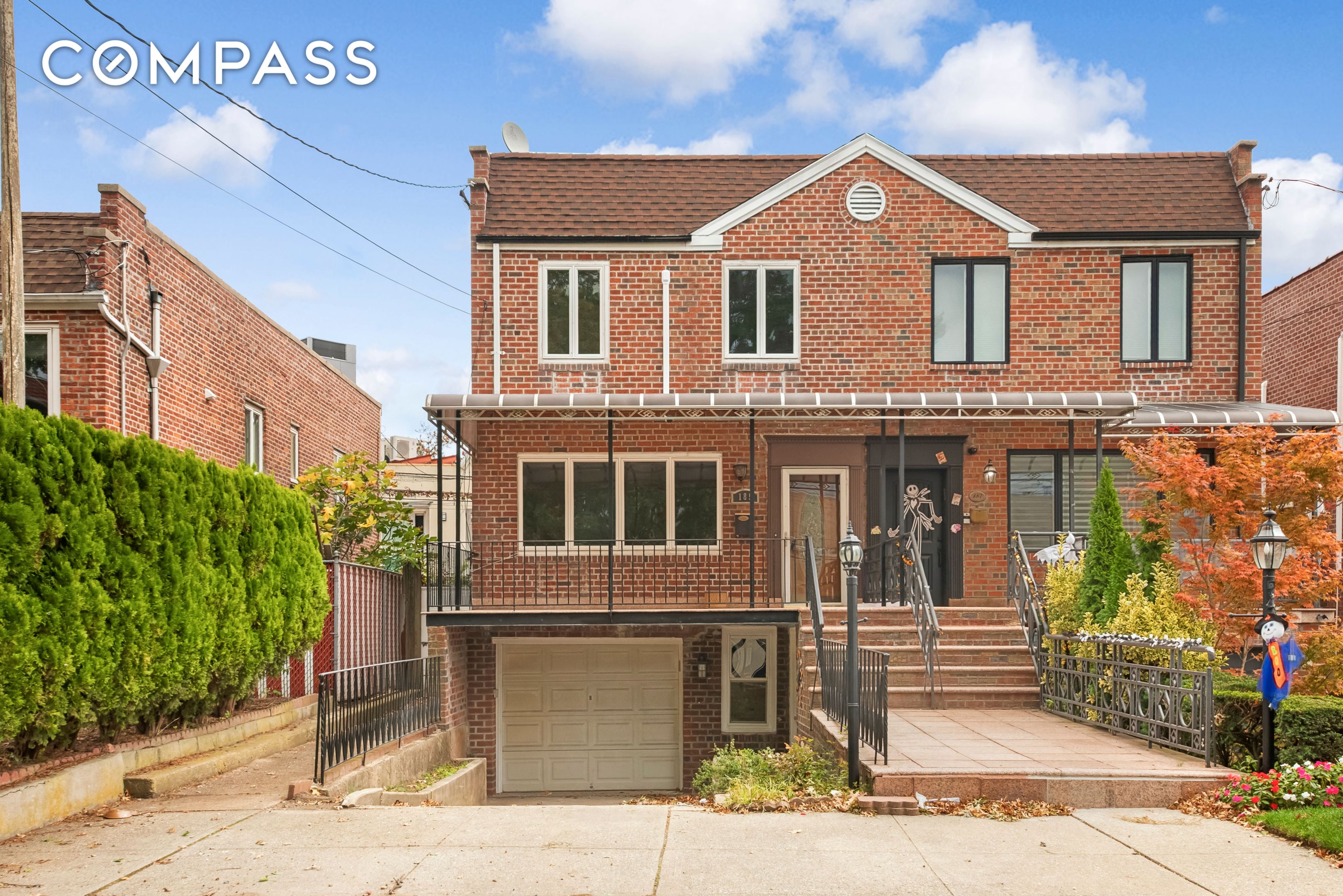 #1 photo, 185 Oxford Street, Manhattan Beach , NY 11235