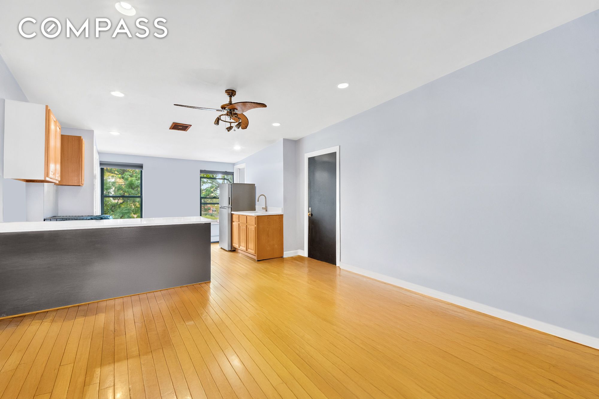 #16 photo, 10 Carroll Street, Columbia Street Waterfront , NY 11231