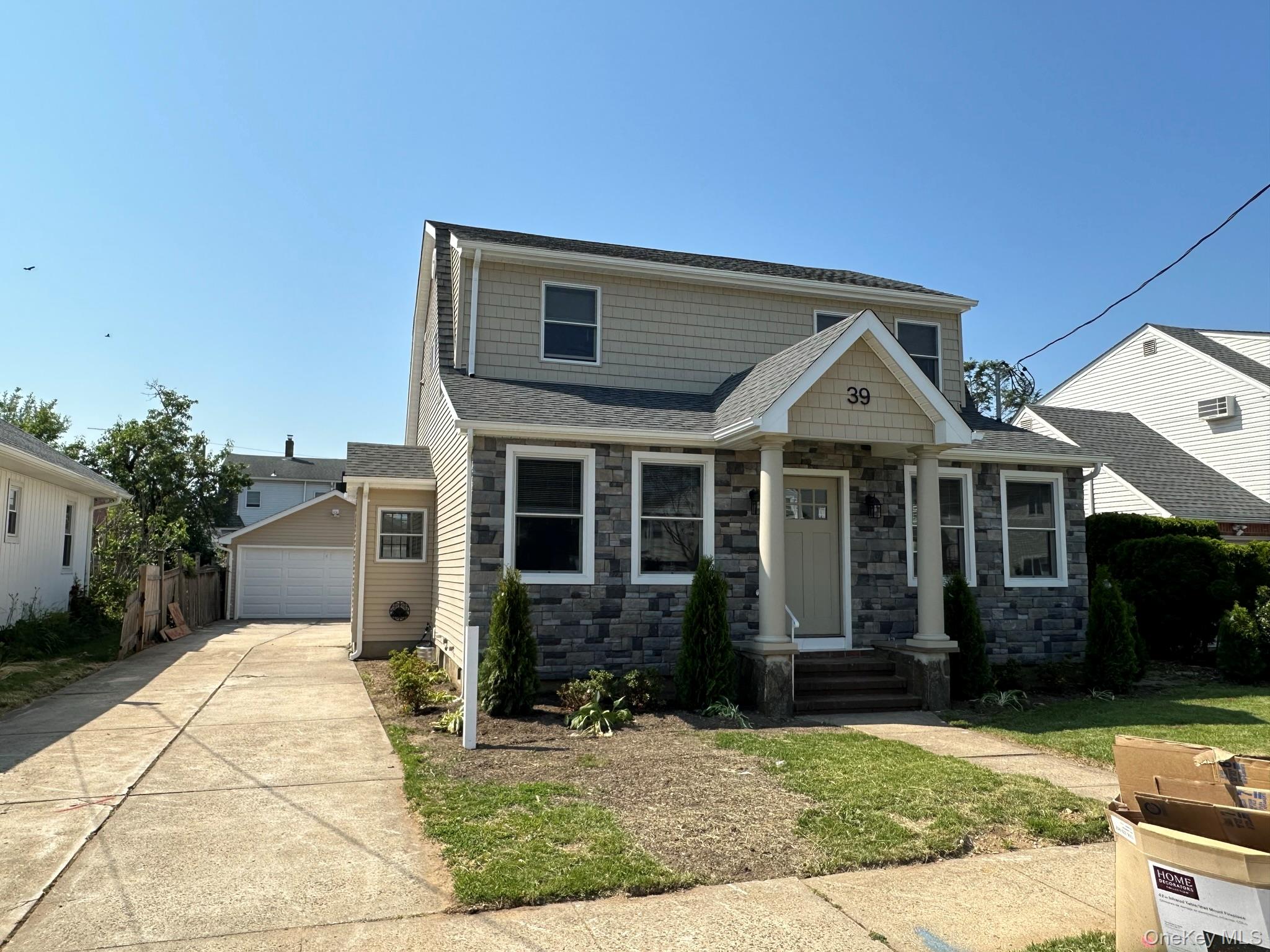 #1 photo, 39 Fairfield Avenue, ナッソー郡 Mineola , NY 11501