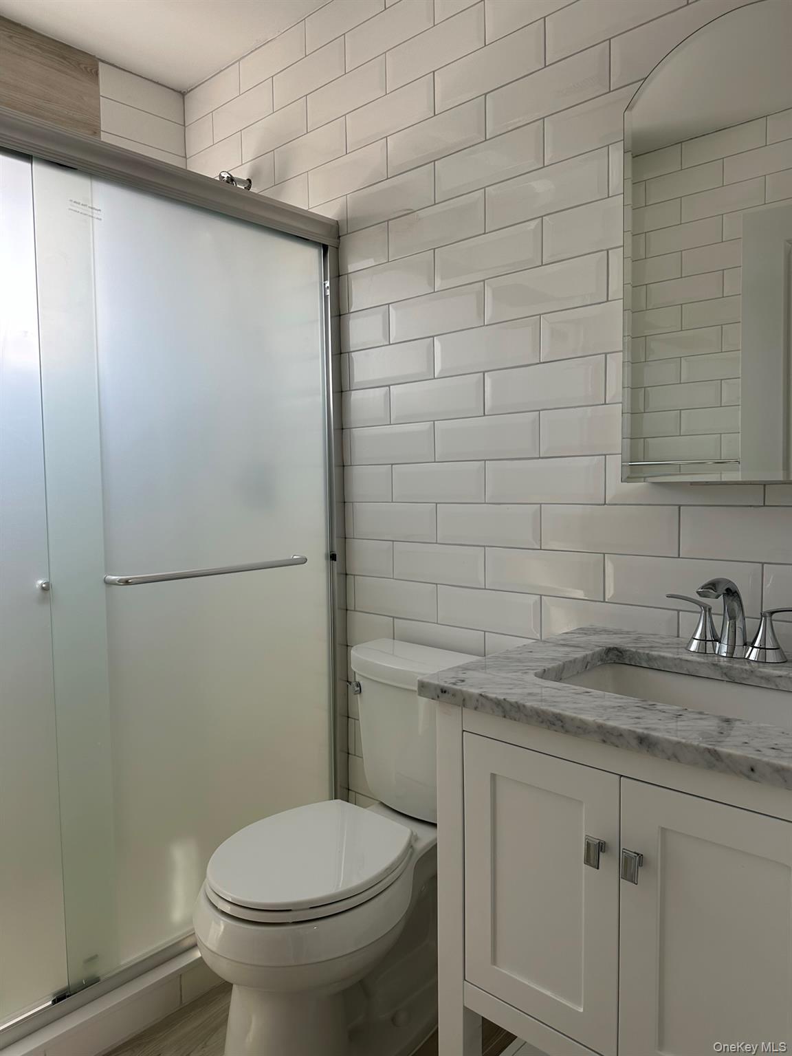 #13 photo, 39 Fairfield Avenue, ナッソー郡 Mineola , NY 11501