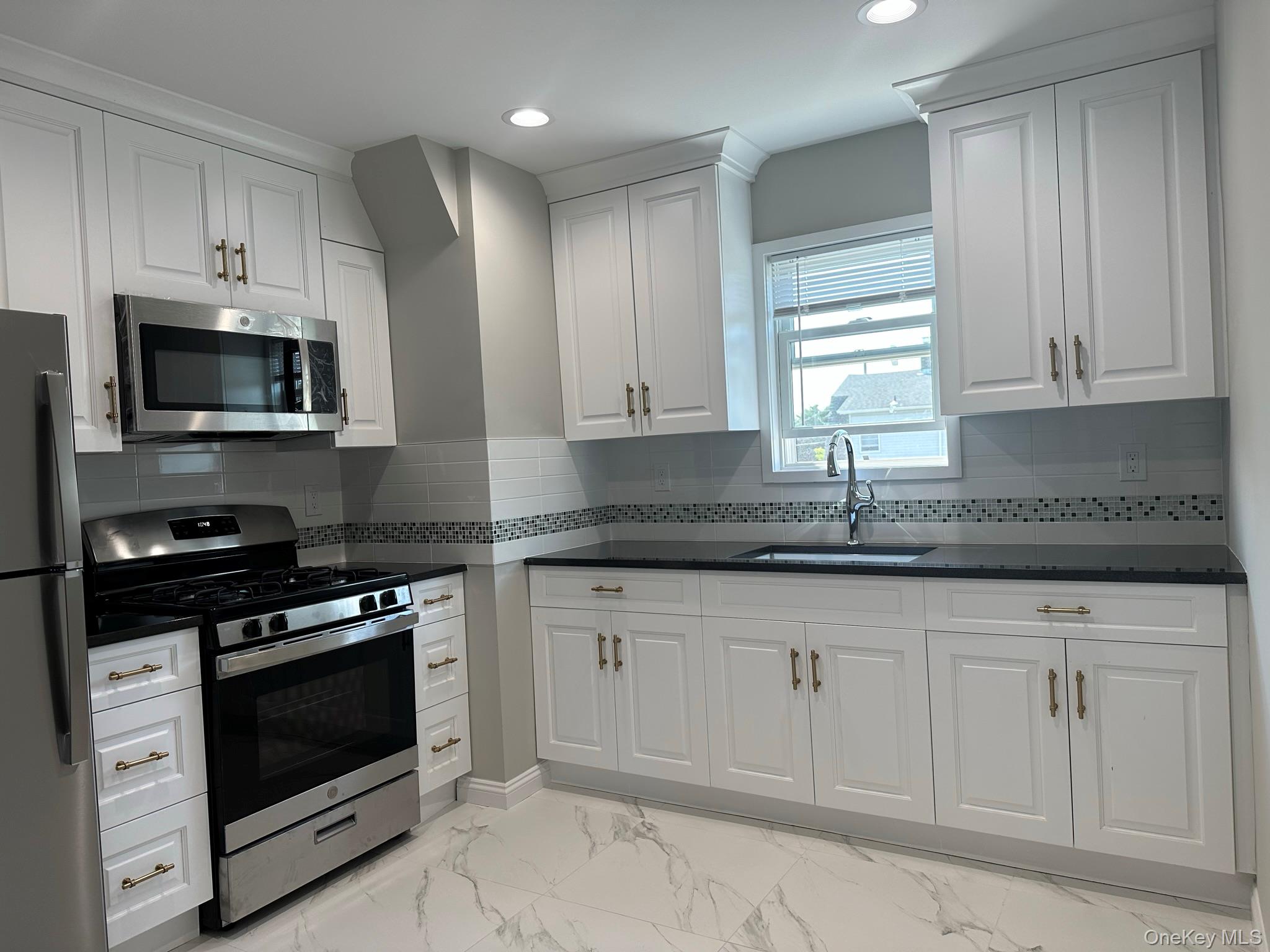 #7 photo, 39 Fairfield Avenue, ナッソー郡 Mineola , NY 11501