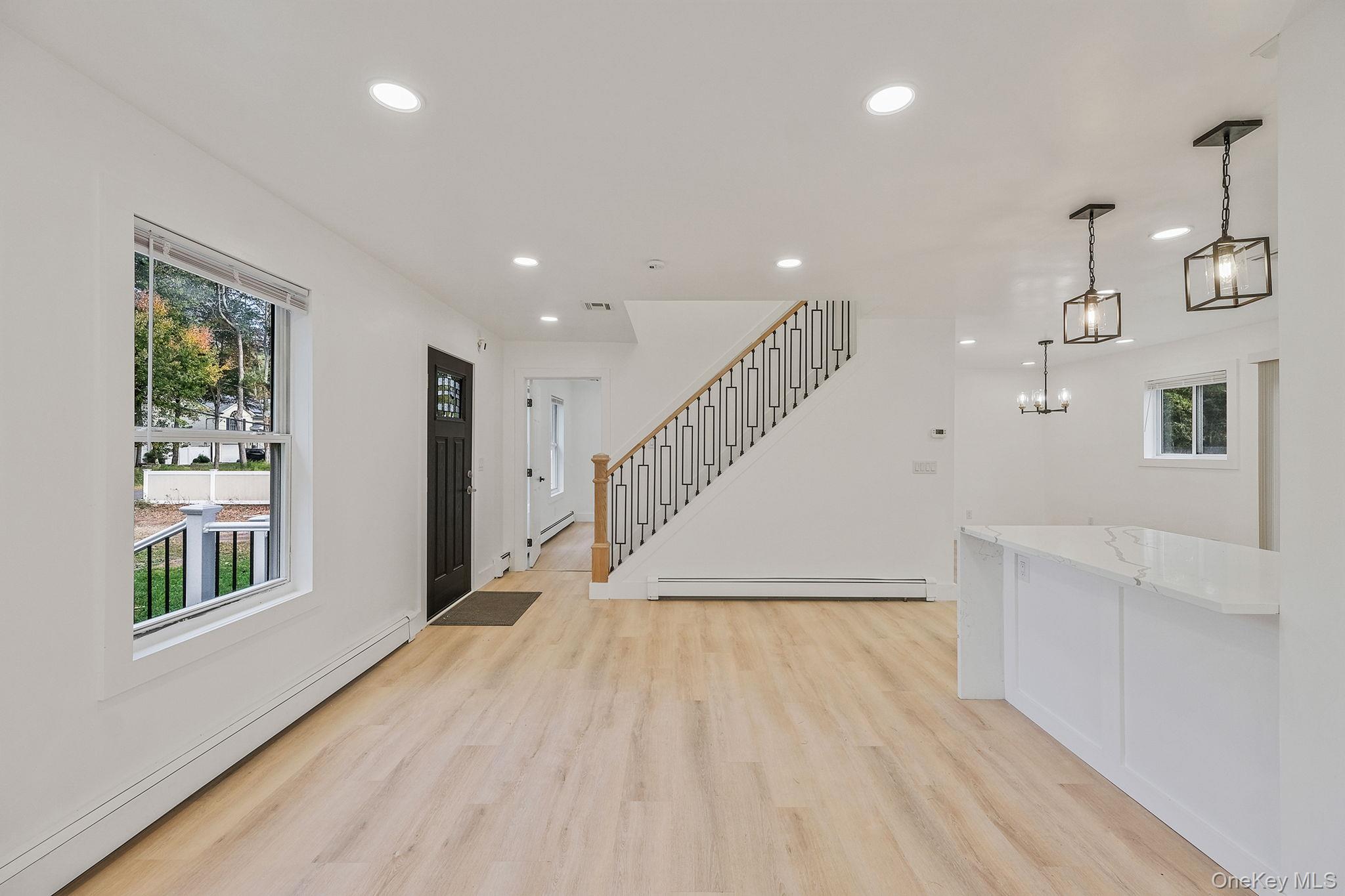 #10 photo, 4 Flores Lane, サフォーク郡 Middle Island , NY 11953