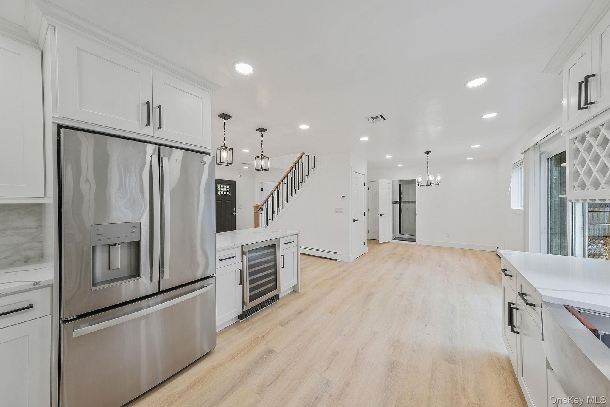 #16 photo, 4 Flores Lane, サフォーク郡 Middle Island , NY 11953